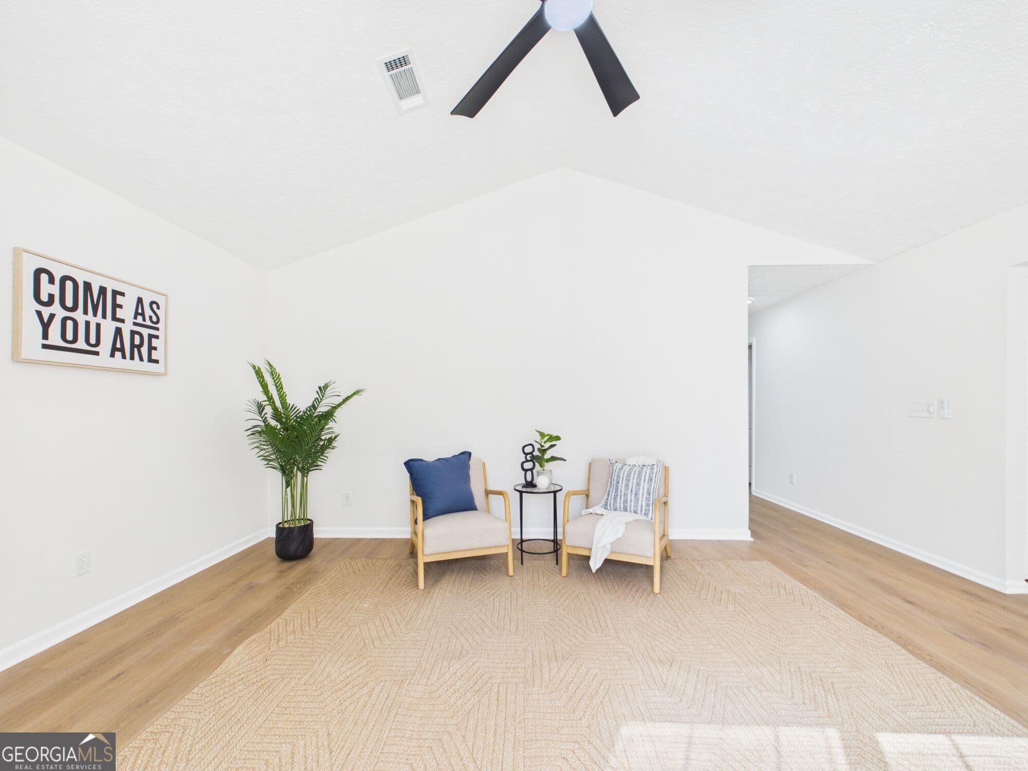 3 bedroom, 2 bathroom, 1,320 sq ft single family residence for sale at 642 Morrow Road, Forest Park, GA 30297 — photo 5