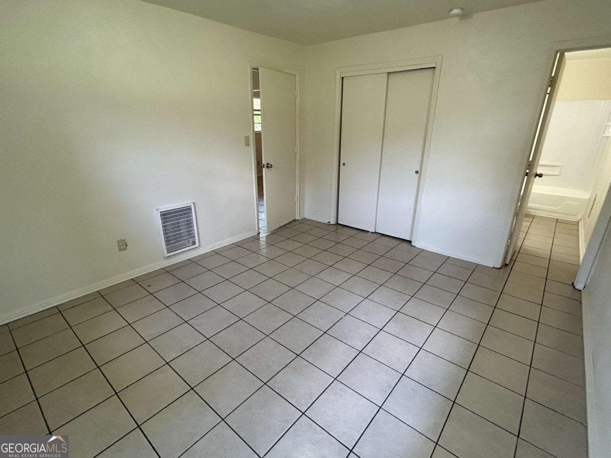 1 bedroom, 1 bathroom, 1,274 sq ft single family residence for rent at 132 Candler Court, Athens, GA 30605 for $800 a month — photo 6