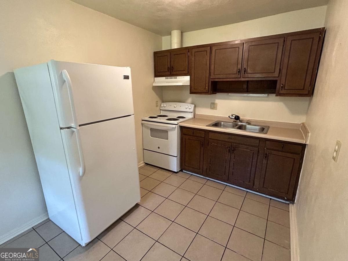1 bedroom, 1 bathroom, 1,274 sq ft single family residence for rent at 132 Candler Court, Athens, GA 30605 for $800 a month — photo 4