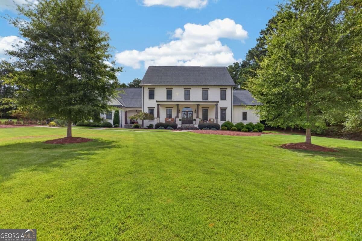 6 bedroom, 6 bathroom, 5,368 sq ft single family residence for sale at 104 Reserve Drive, Carrollton, GA 30117 — photo 6