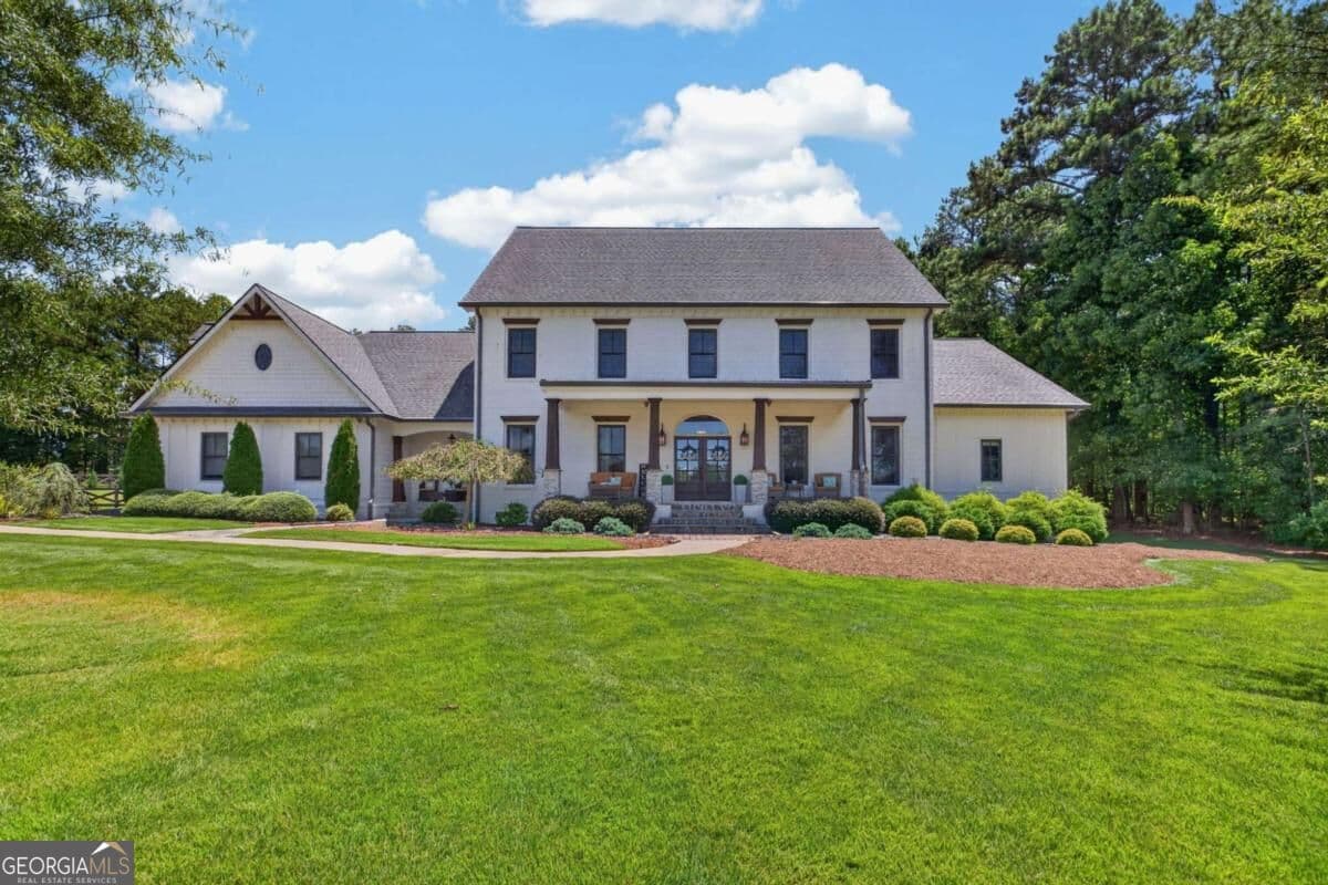 6 bedroom, 6 bathroom, 5,368 sq ft single family residence for sale at 104 Reserve Drive, Carrollton, GA 30117 — photo 4