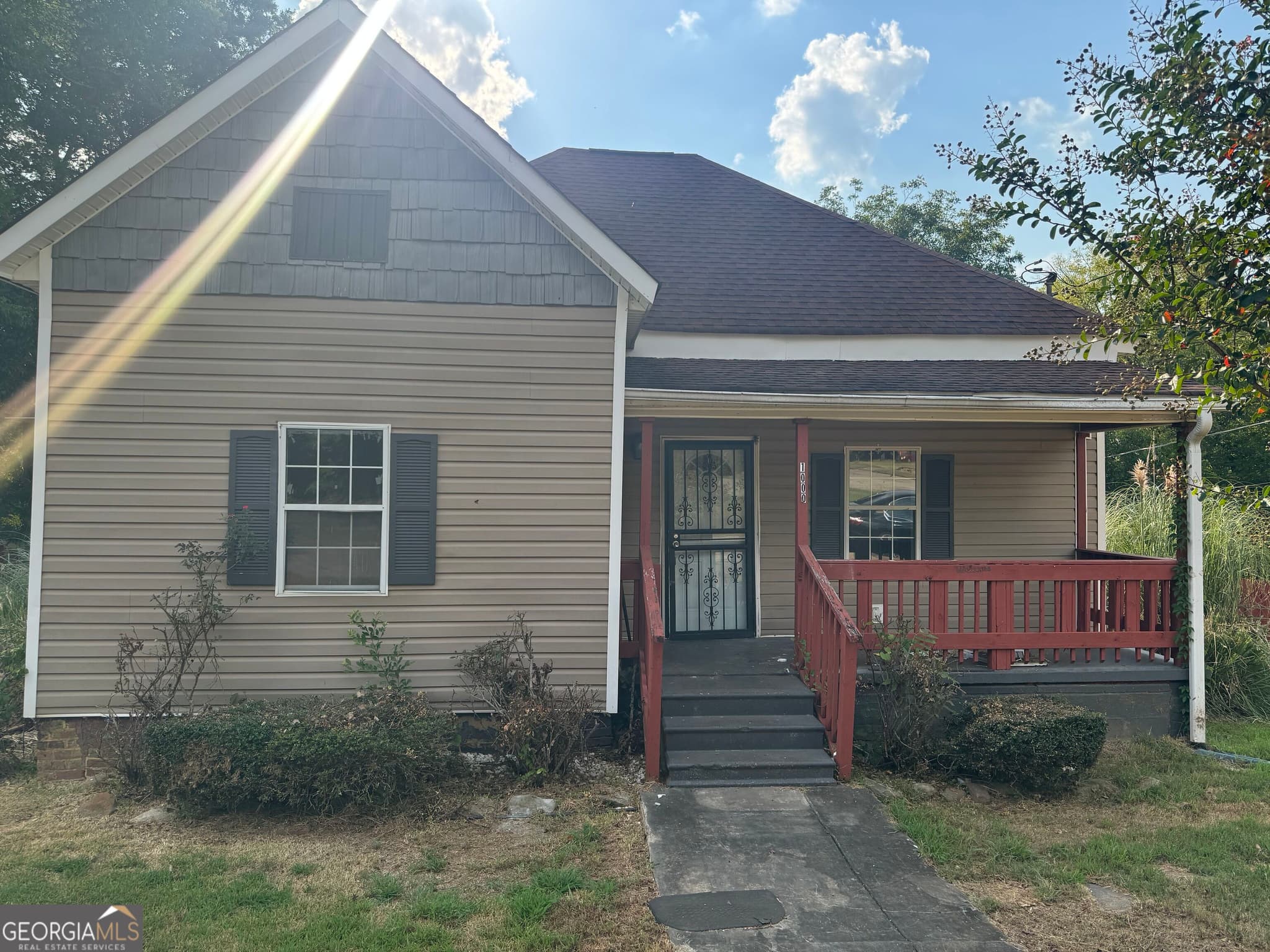 3 bedroom, 2 bathroom, 1,159 sq ft single family residence for rent at 1000 Juniper Street, Lagrange, GA 30240 for $1,150 a month