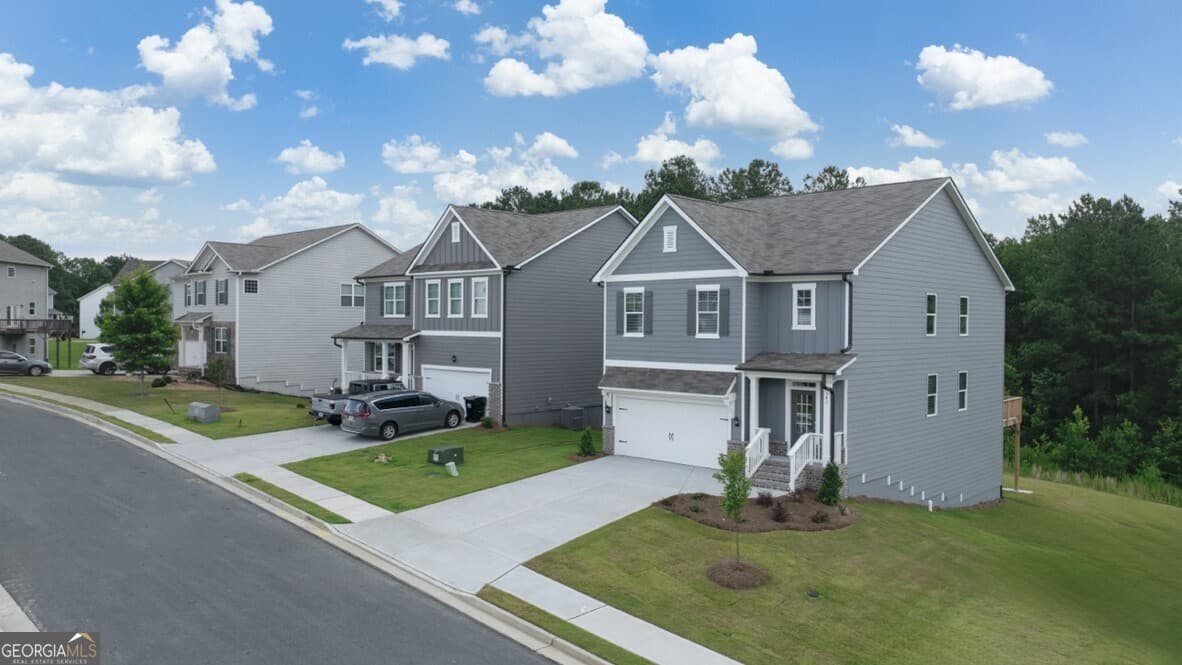 5 bedroom, 3 bathroom, 2,361 sq ft single family residence for sale at 347 Lost Creek Boulevard, Dallas, GA 30132 — photo 2