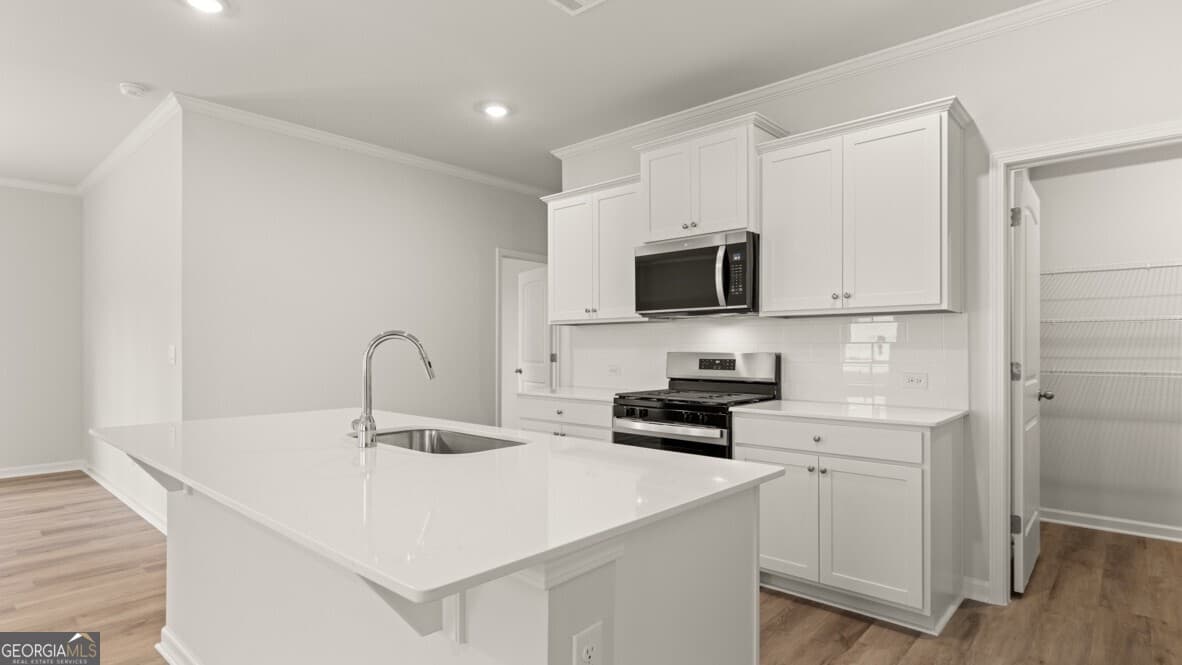 5 bedroom, 3 bathroom, 2,361 sq ft single family residence for sale at 347 Lost Creek Boulevard, Dallas, GA 30132 — photo 8