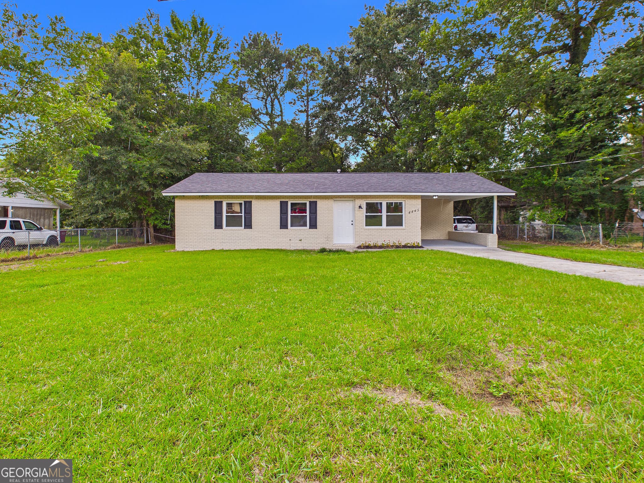 4 bedroom, 2 bathroom, 1,587 sq ft single family residence for sale at 4445 Pinedale Drive, Macon, GA 31206 — photo 2