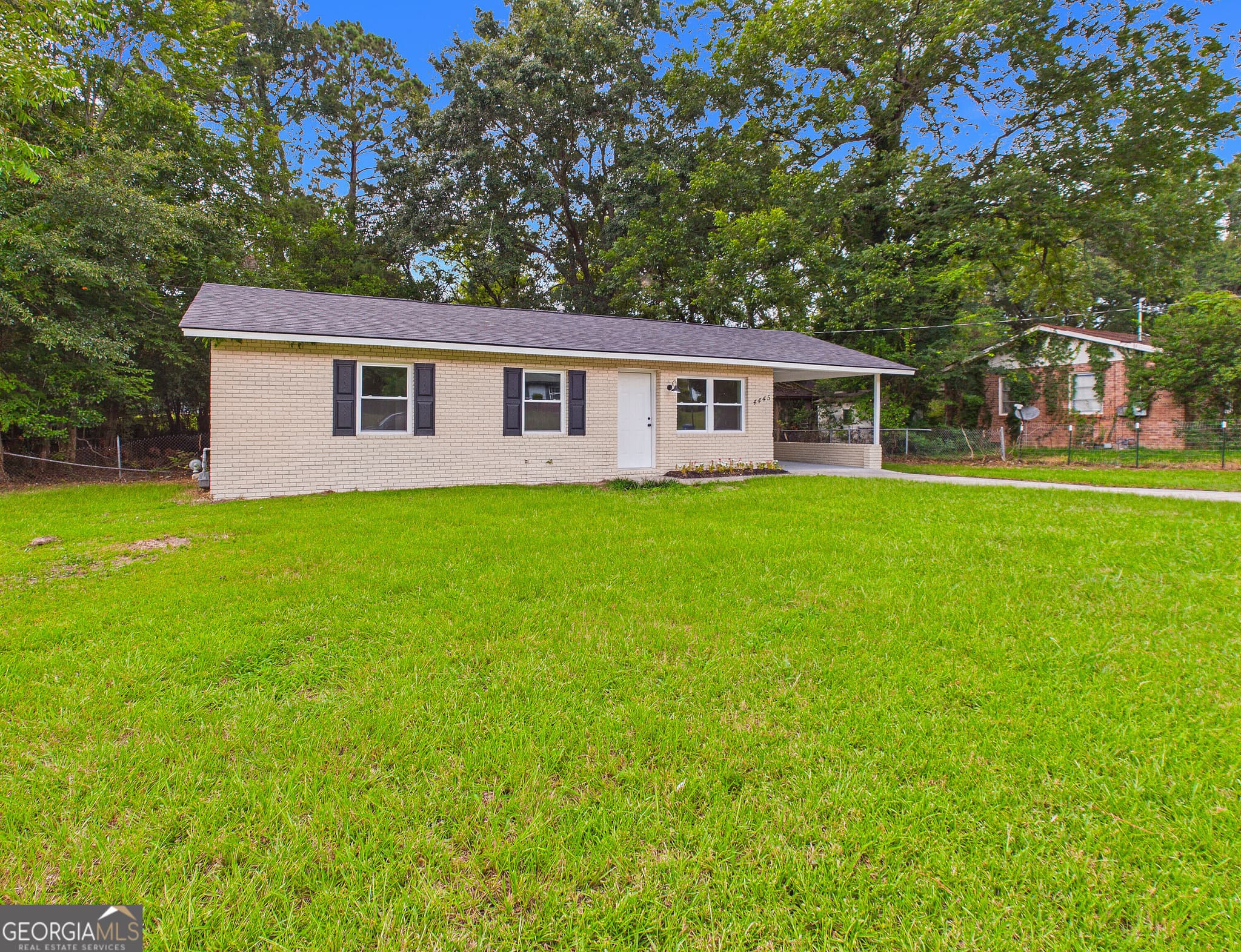 4 bedroom, 2 bathroom, 1,587 sq ft single family residence for sale at 4445 Pinedale Drive, Macon, GA 31206 — photo 4