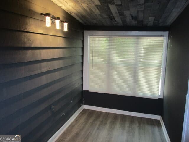 4 bedroom, 3 bathroom, 1,860 sq ft single family residence for sale at 7041 Babbling Brook Drive, Jonesboro, GA 30236 — photo 7