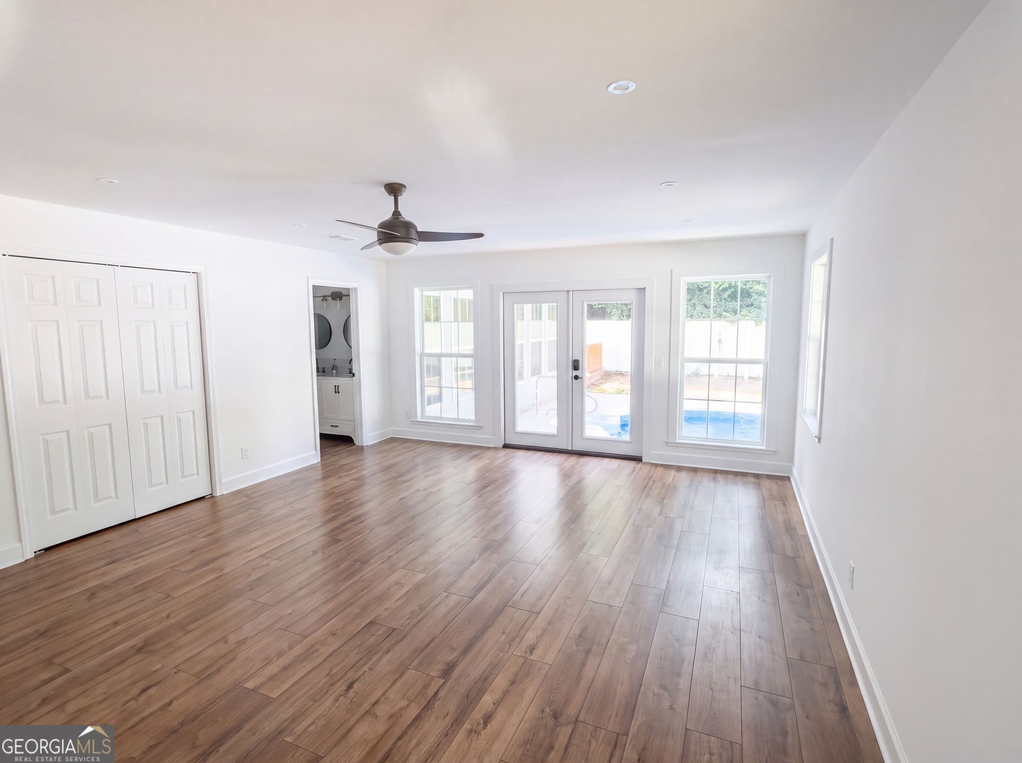 4 bedroom, 3.5 bathroom, 3,062 sq ft single family residence for sale at 1625 Windsor Drive, Waycross, GA 31501 — photo 4