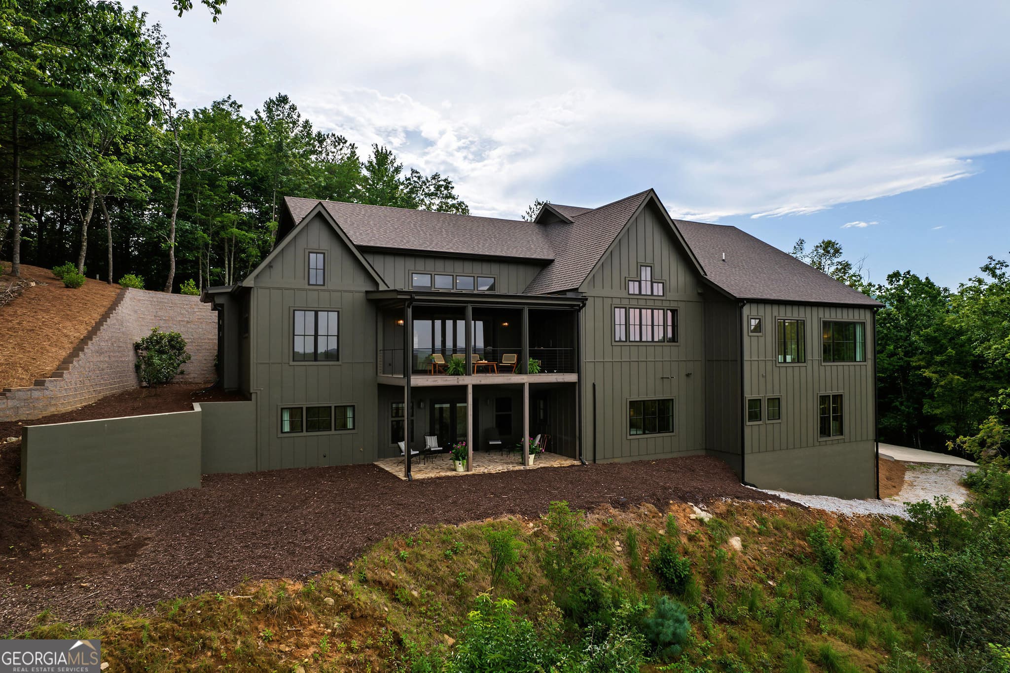 5 bedroom, 4.5 bathroom, 5,280 sq ft single family residence for sale at 1095 Rabun Bluffs Drive, Lakemont, GA 30552 — photo 10