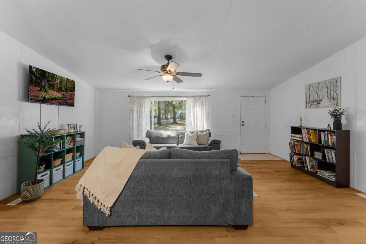 3 bedroom, 2 bathroom, 1,568 sq ft manufactured home,single family residence for sale at 271 Wild Heron Drive, Midway, GA 31320 — photo 6