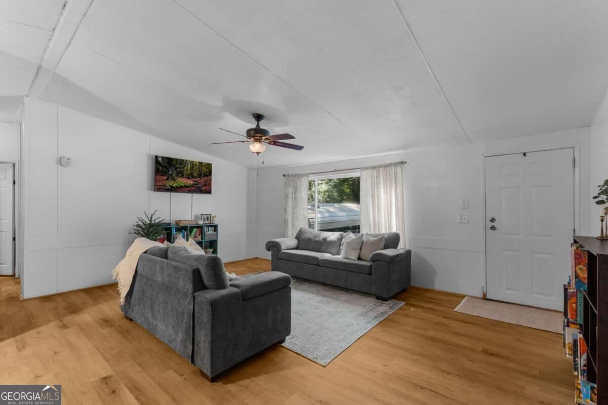 3 bedroom, 2 bathroom, 1,568 sq ft manufactured home,single family residence for sale at 271 Wild Heron Drive, Midway, GA 31320 — photo 5