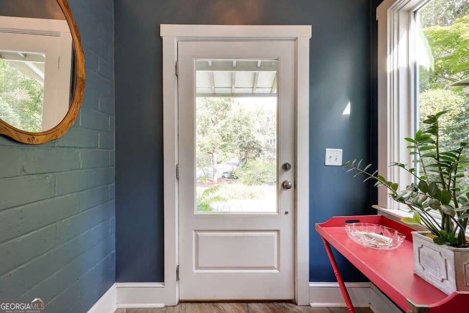6 bedroom, 4.5 bathroom, 3,604 sq ft single family residence for sale at 403 Parkway Drive, Athens, GA 30606 — photo 6