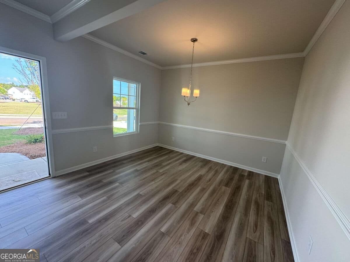 4 bedroom, 2.5 bathroom, 2,200 sq ft single family residence for sale at 813 Oakmont Trace, Canton, GA 30114 — photo 5