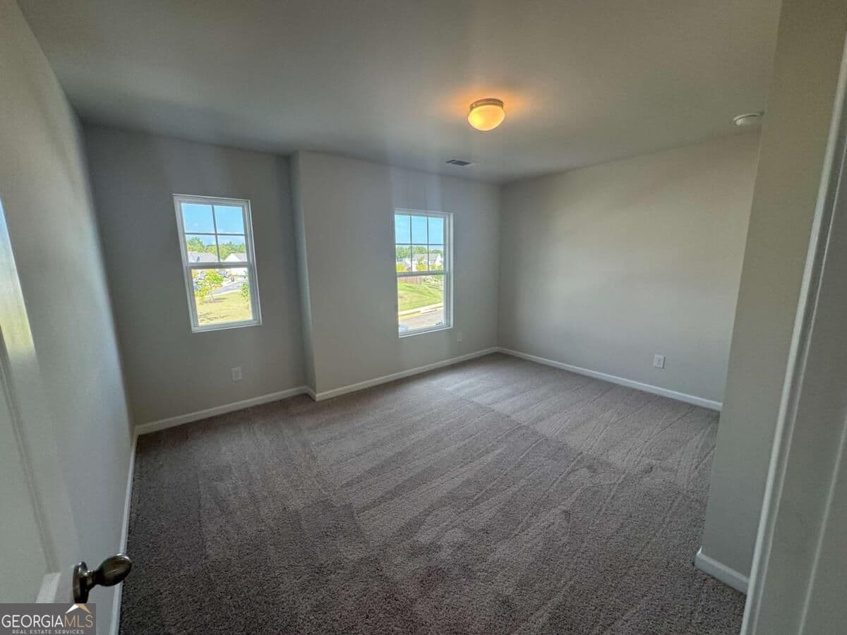4 bedroom, 2.5 bathroom, 2,200 sq ft single family residence for sale at 813 Oakmont Trace, Canton, GA 30114 — photo 9
