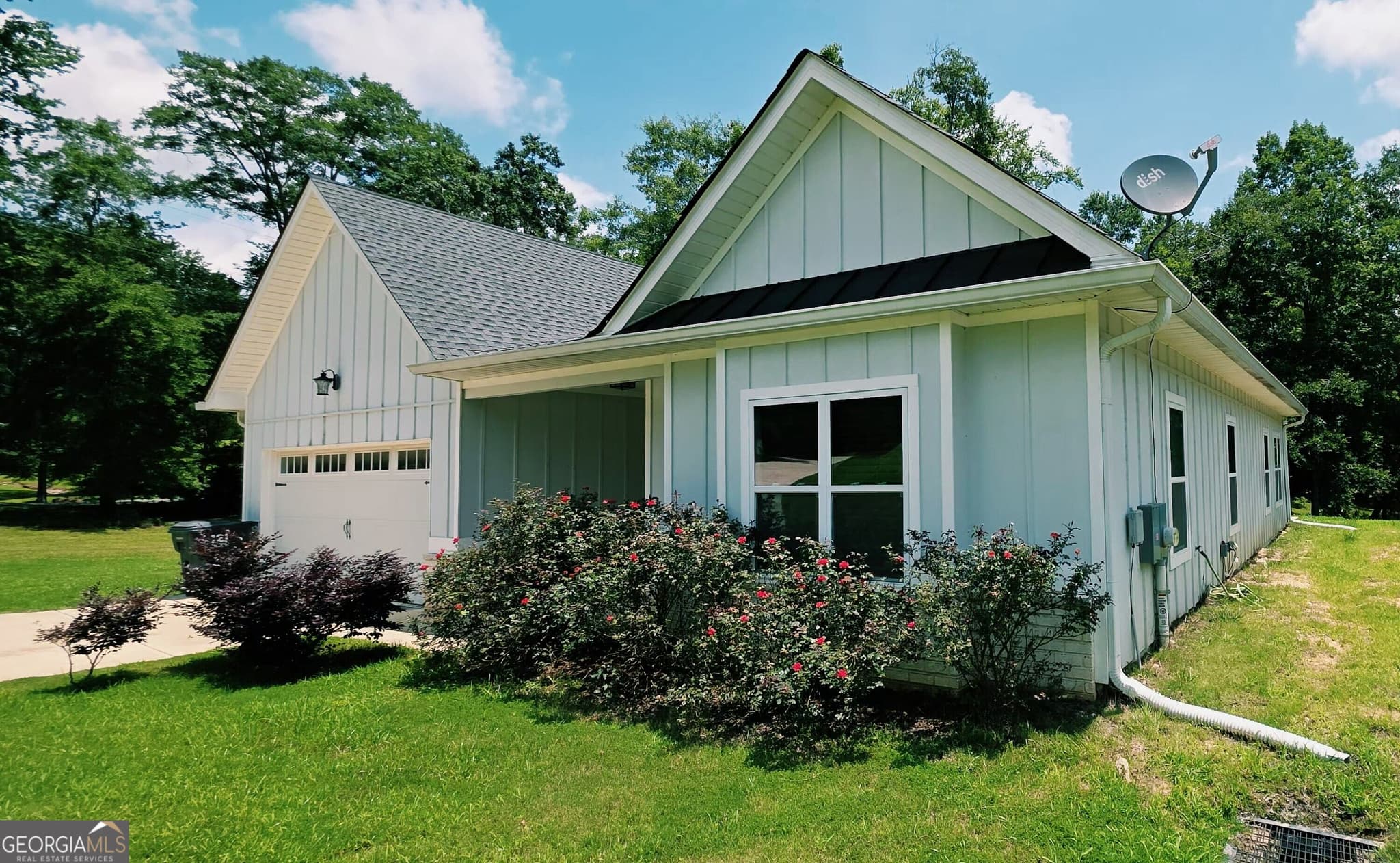 3 bedroom, 2 bathroom, 1,620 sq ft single family residence for sale at 222 Cedar Valley Drive, Wedowee, WV 26278 — photo 1 of 13
