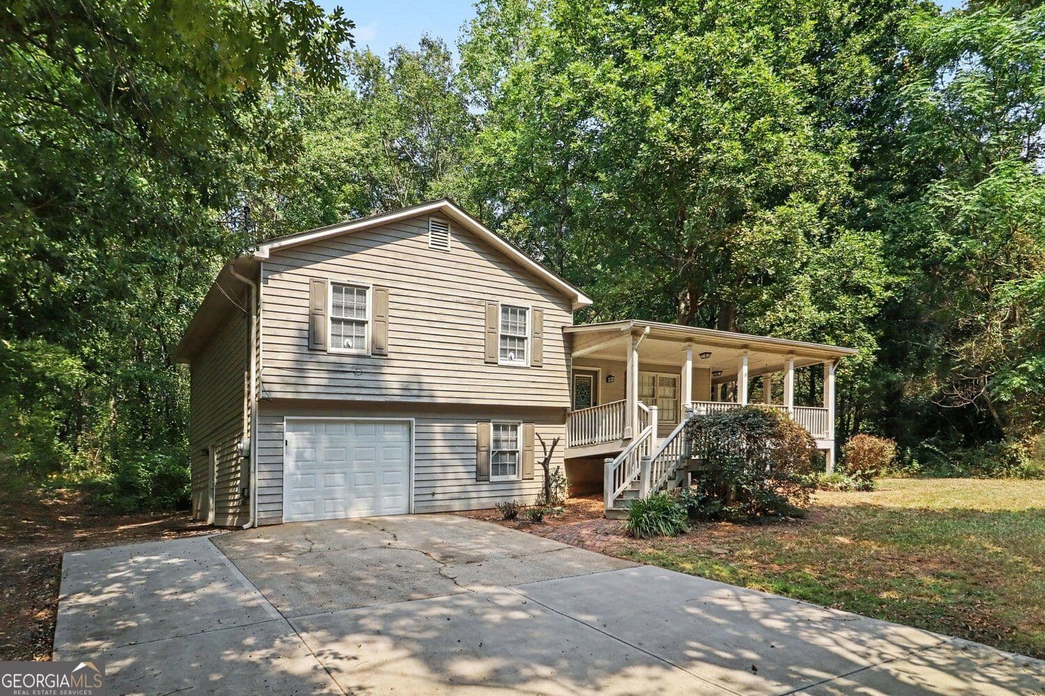 4 bedroom, 2 bathroom, 1,810 sq ft single family residence for sale at 115 Pintail Drive, Newnan, GA 30263 — photo 2
