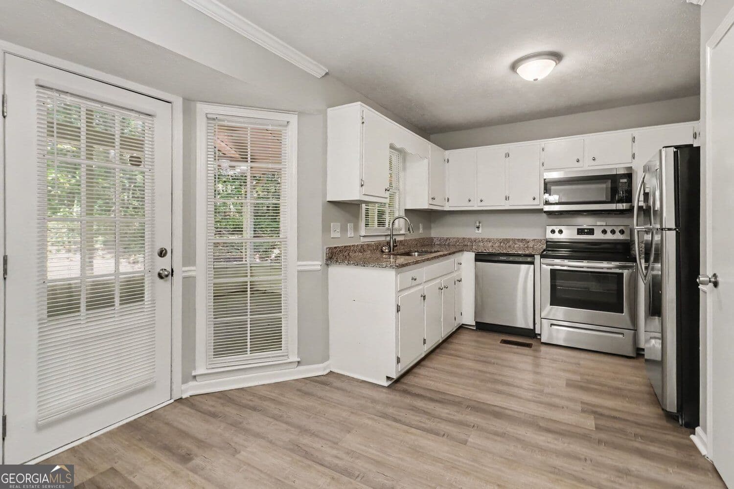 4 bedroom, 2 bathroom, 1,810 sq ft single family residence for sale at 115 Pintail Drive, Newnan, GA 30263 — photo 5