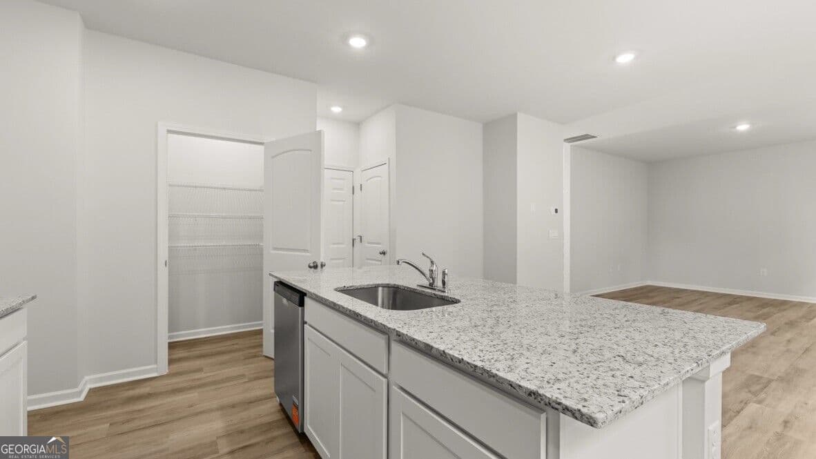 4 bedroom, 2.5 bathroom, 1,991 sq ft single family residence for sale at 103 Glenrise Road, Dallas, GA 30157 — photo 7