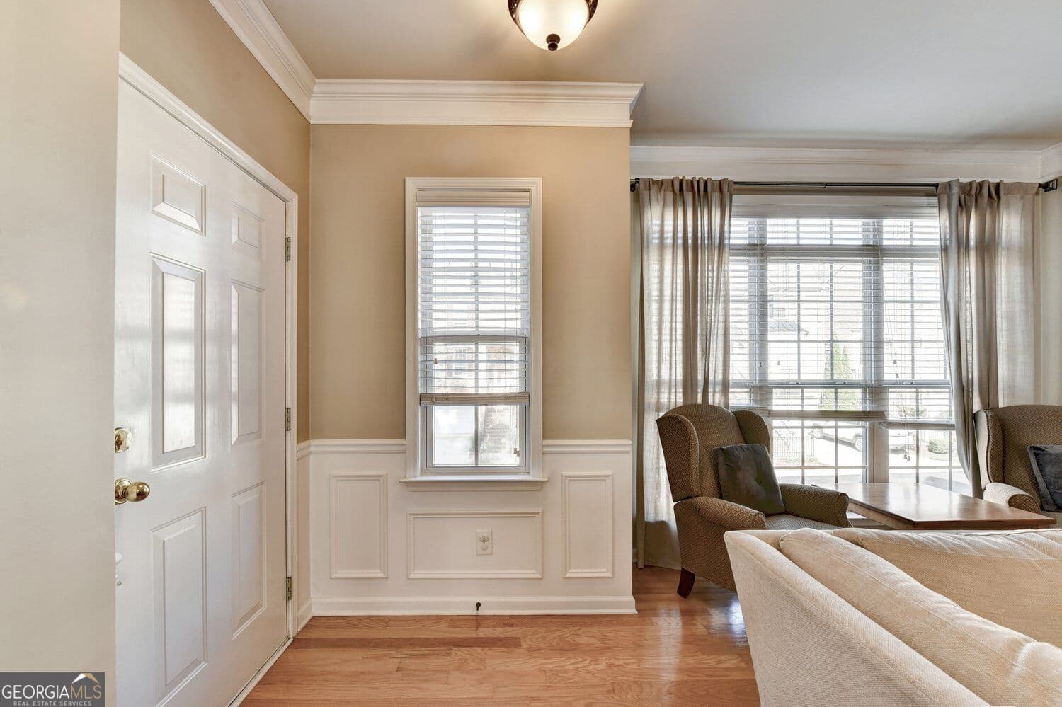 3 bedroom, 2.5 bathroom, 1,920 sq ft townhouse for sale at 6110 Briggs Way WAY, Johns Creek, GA 30097 — photo 4