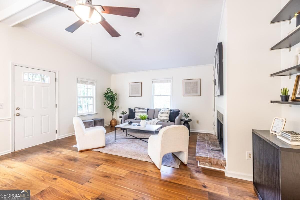 3 bedroom, 2 bathroom, 1,248 sq ft single family residence for sale at 331 Melrose Avenue, Decatur, GA 30030 — photo 5