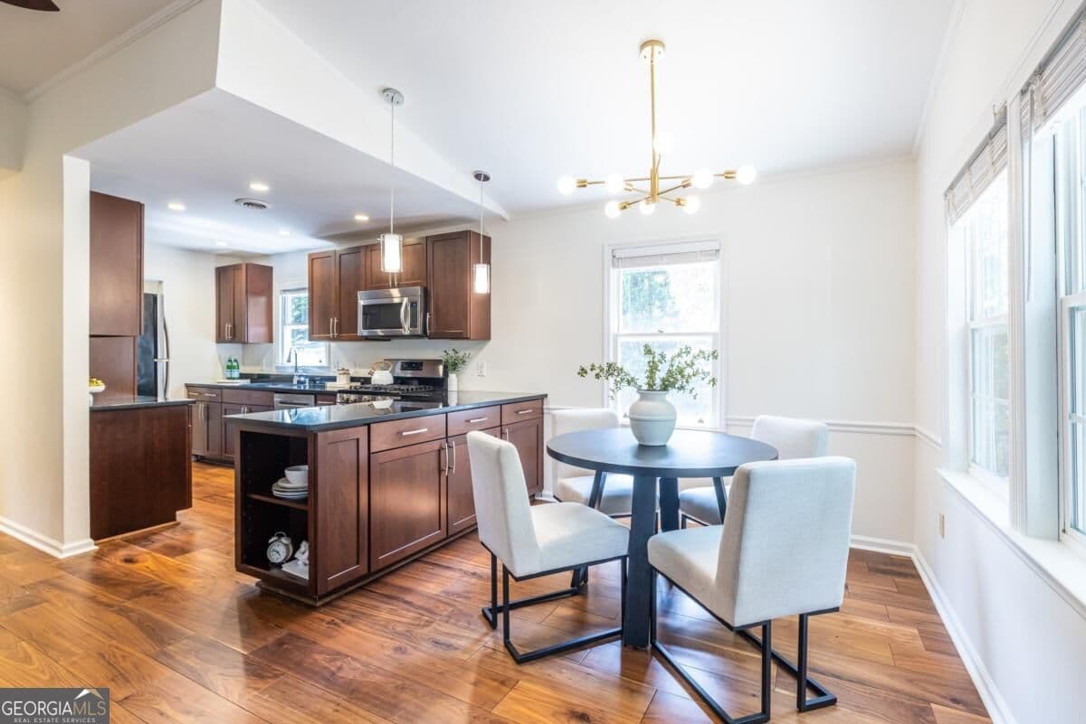 3 bedroom, 2 bathroom, 1,248 sq ft single family residence for sale at 331 Melrose Avenue, Decatur, GA 30030 — photo 10