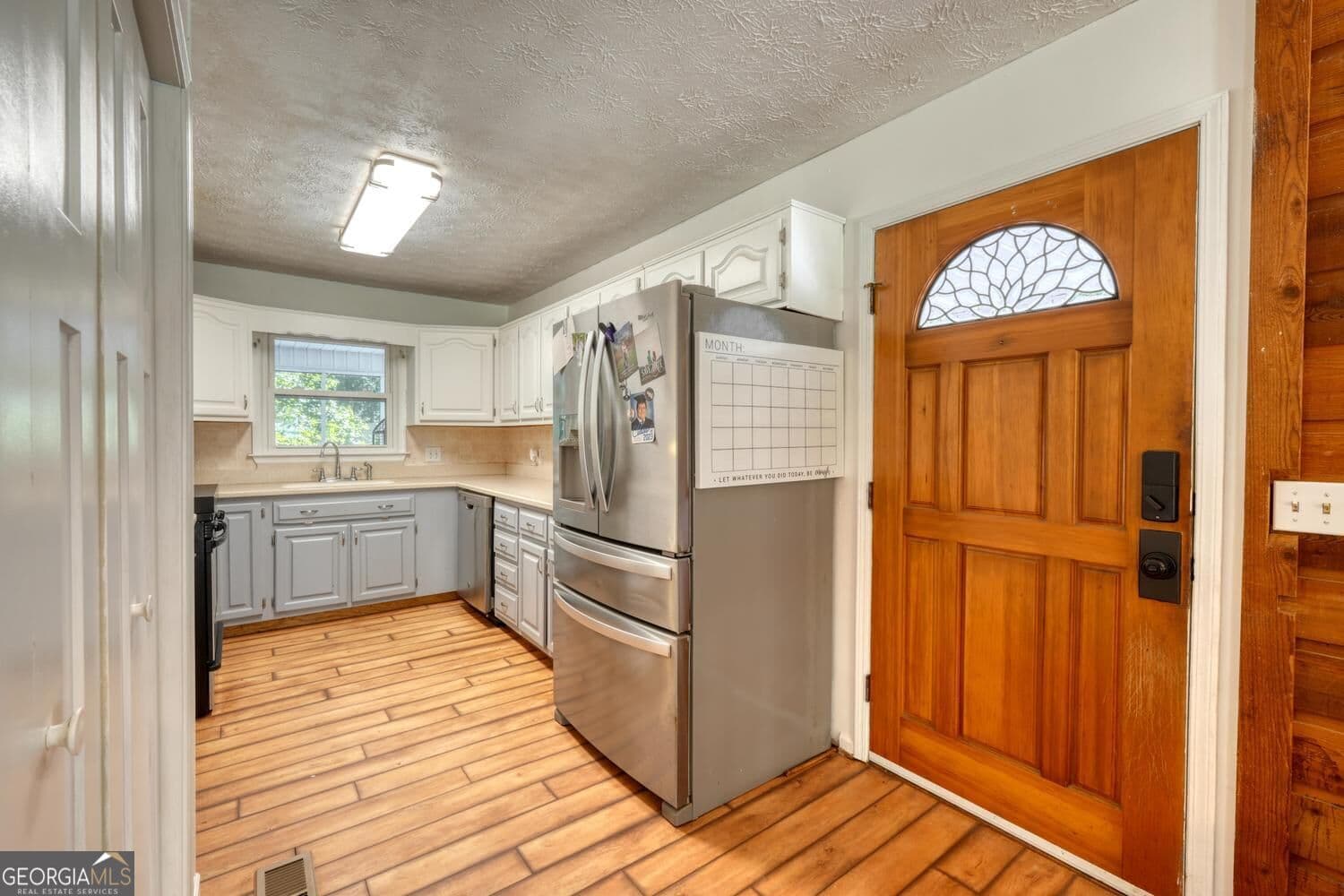 2 bedroom, 2.5 bathroom, 1,652 sq ft single family residence for sale at 6881 Wood Lake Circle, Young Harris, GA 30582 — photo 10