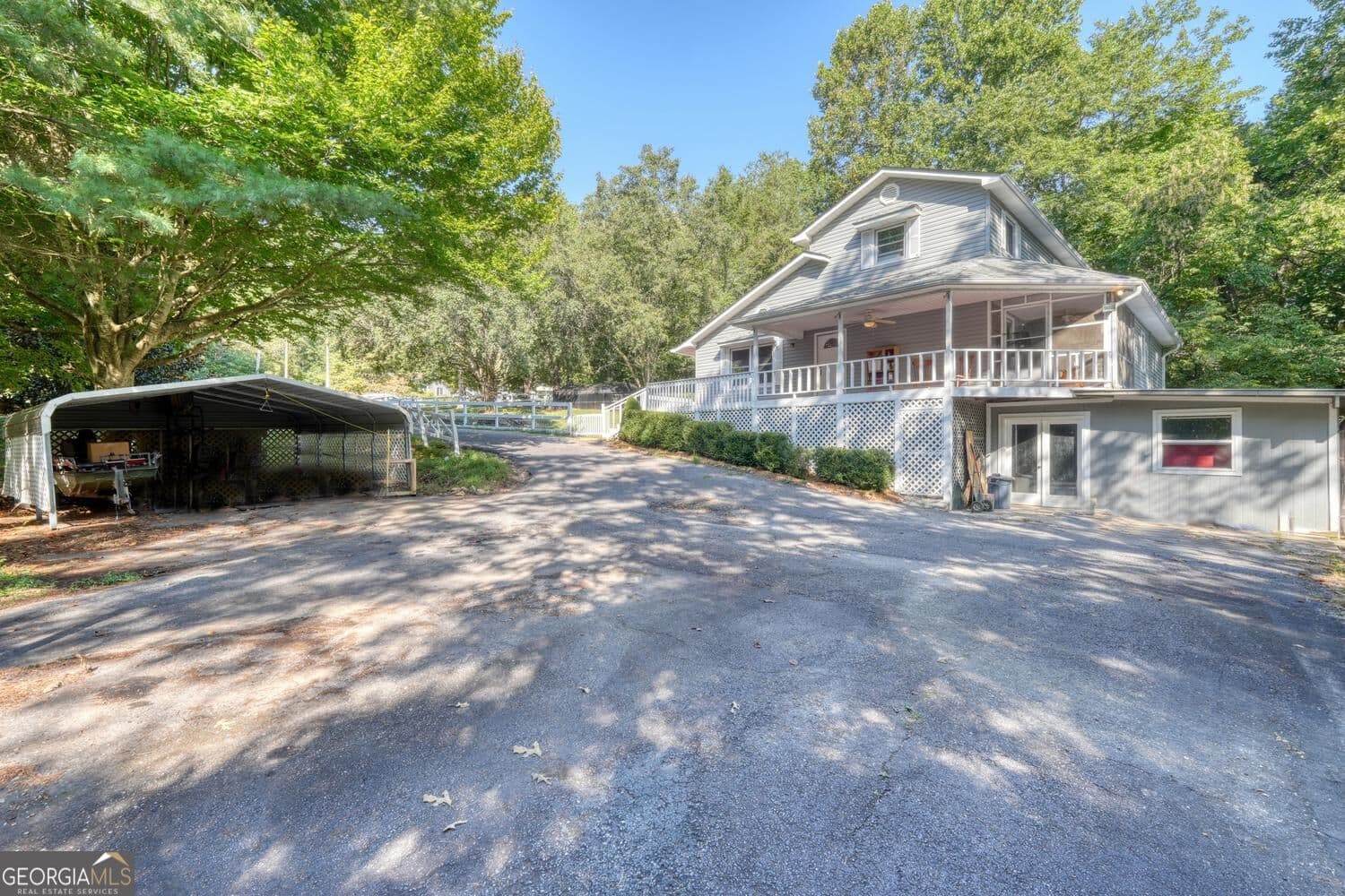 2 bedroom, 2.5 bathroom, 1,652 sq ft single family residence for sale at 6881 Wood Lake Circle, Young Harris, GA 30582 — photo 4