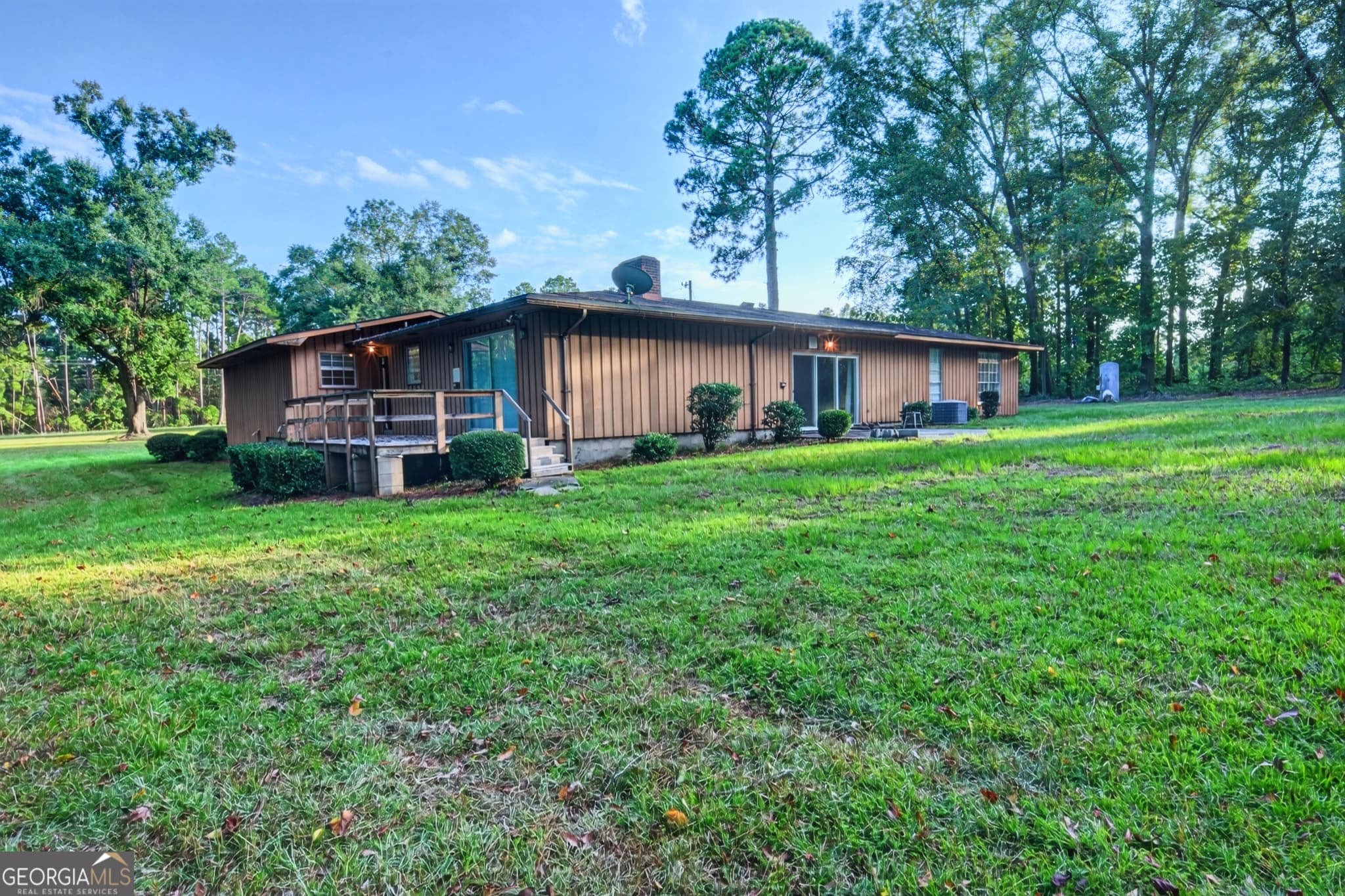 3 bedroom, 2.5 bathroom, 2,354 sq ft single family residence for sale at 9441 Hwy 169, Glennville, GA 30427 — photo 5