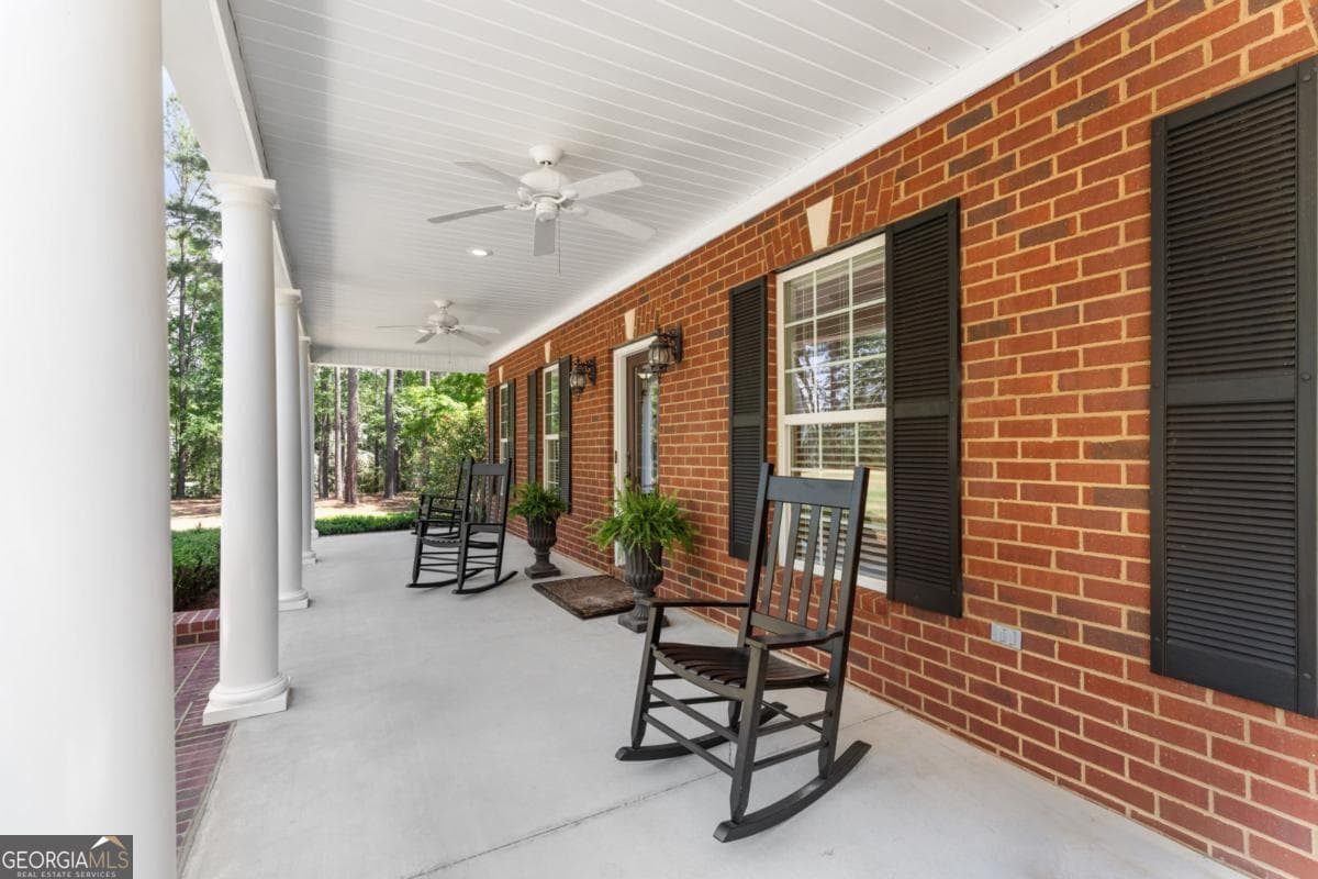 5 bedroom, 3.5 bathroom, 3,576 sq ft single family residence for sale at 392 Indigo Hills Road, Pembroke, GA 31321 — photo 3