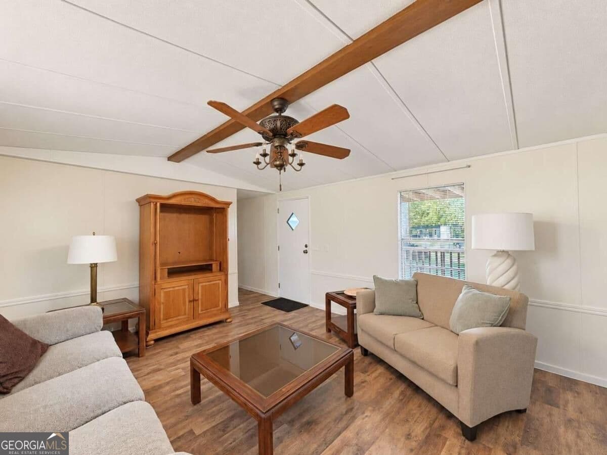 2 bedroom, 2 bathroom, 950 sq ft manufactured home,single family residence for rent at 201 Sloan Street, St. Marys, GA 31558 for $1,200 a month — photo 5