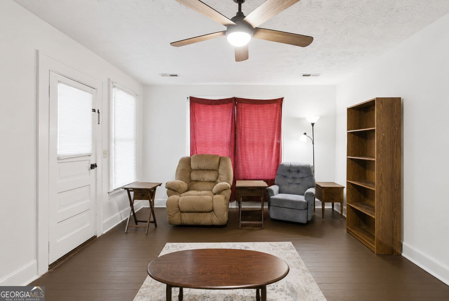 3 bedroom, 1 bathroom, 1,239 sq ft single family residence for sale at 2009 Broad Street, Rome, GA 30161 — photo 6