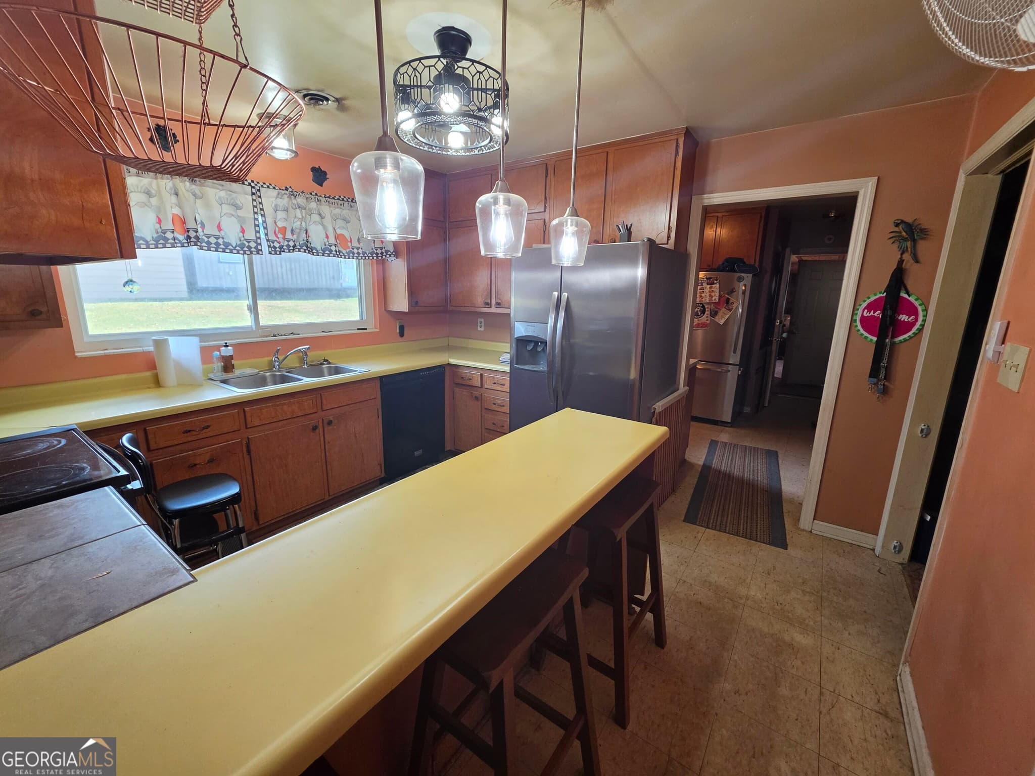 3 bedroom, 2 bathroom, 1,785 sq ft single family residence for sale at 121 Pine Lane Drive, Milledgeville, GA 31061 — photo 6