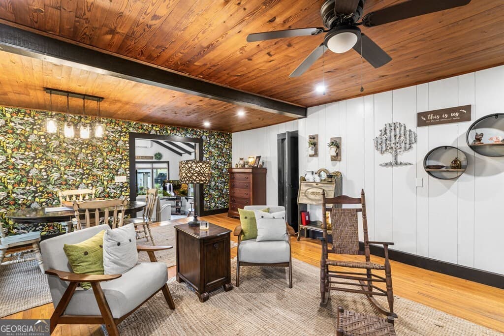 3 bedroom, 2 bathroom mixed use for sale at 106 Settawig Road, Brasstown, NC 28902 — photo 6