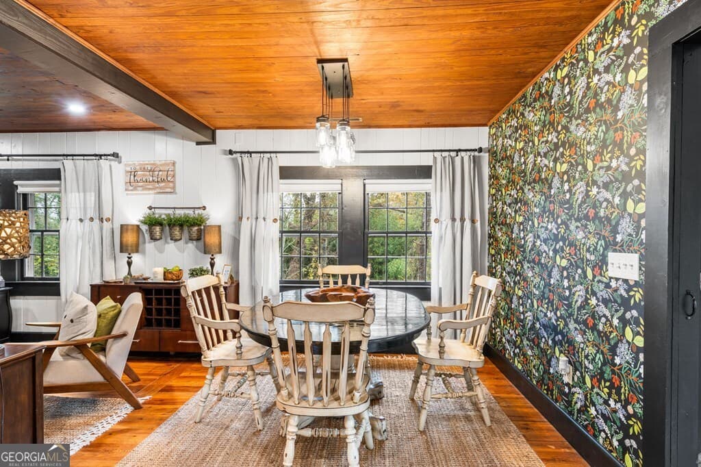 3 bedroom, 2 bathroom mixed use for sale at 106 Settawig Road, Brasstown, NC 28902 — photo 7
