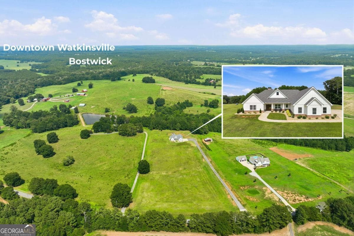 4 bedroom, 3.5 bathroom, 3,102 sq ft single family residence for sale at 5631 Sandy Creek Road, Madison, GA 30650 — photo 5