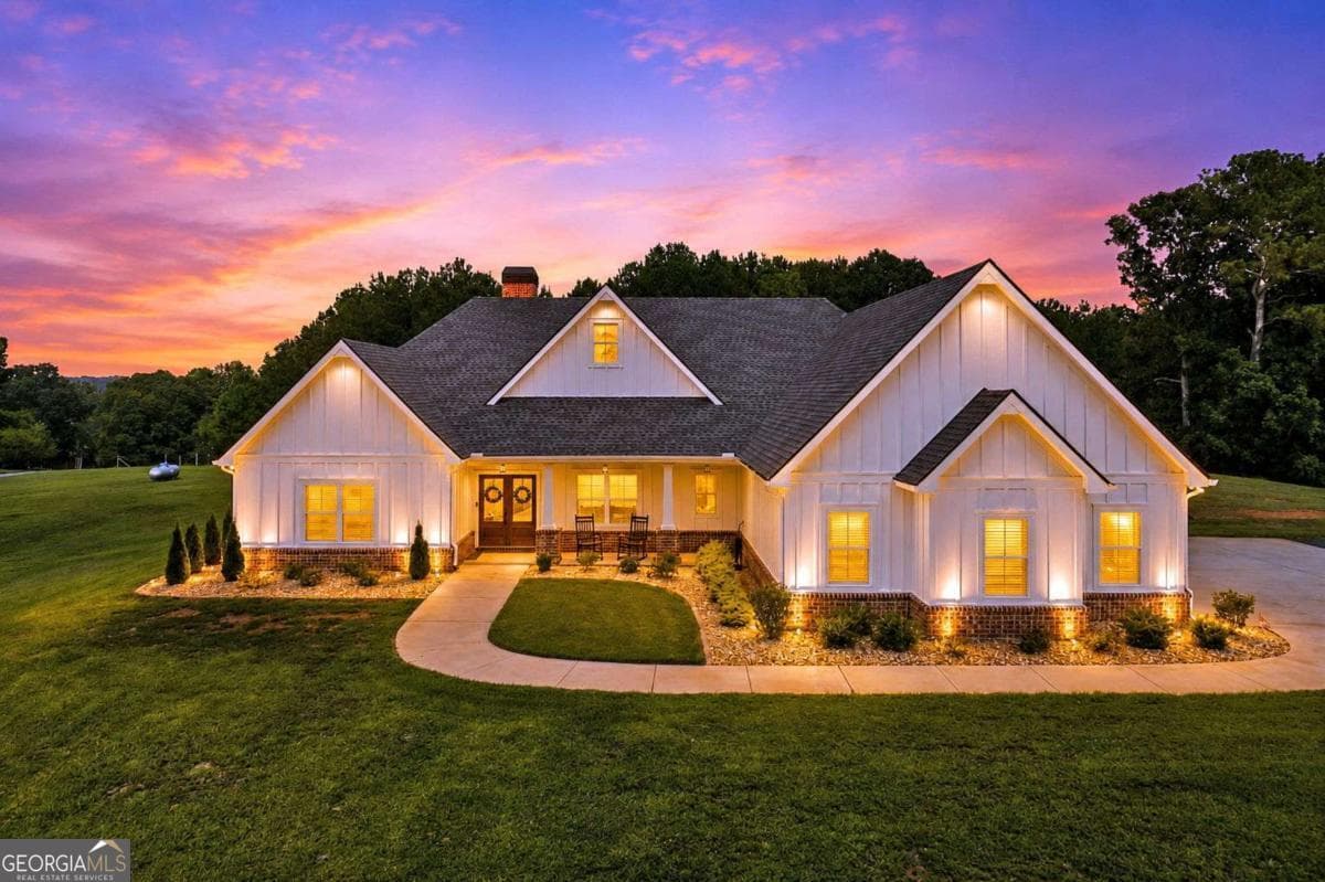 4 bedroom, 3.5 bathroom, 3,102 sq ft single family residence for sale at 5631 Sandy Creek Road, Madison, GA 30650 — photo 8