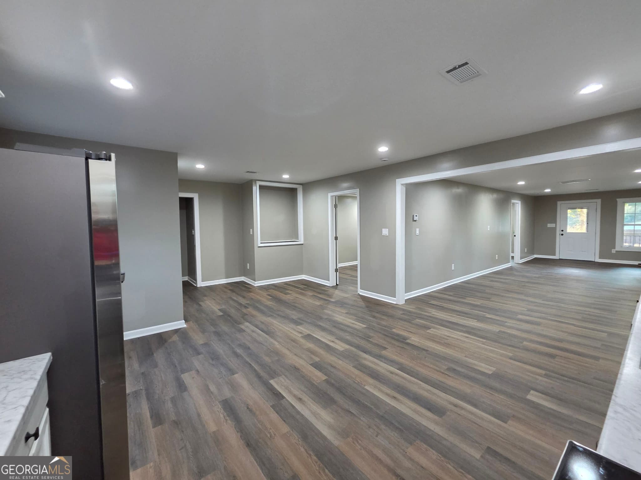 4 bedroom, 2 bathroom, 2,002 sq ft single family residence for sale at 49 Argo Street, Toccoa, GA 30577 — photo 9