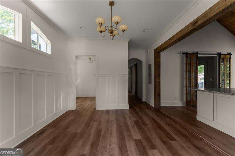 2 bedroom, 1 bathroom, 1,494 sq ft single family residence for sale at 237 N Erwin Street, Cartersville, GA 30120 — photo 6