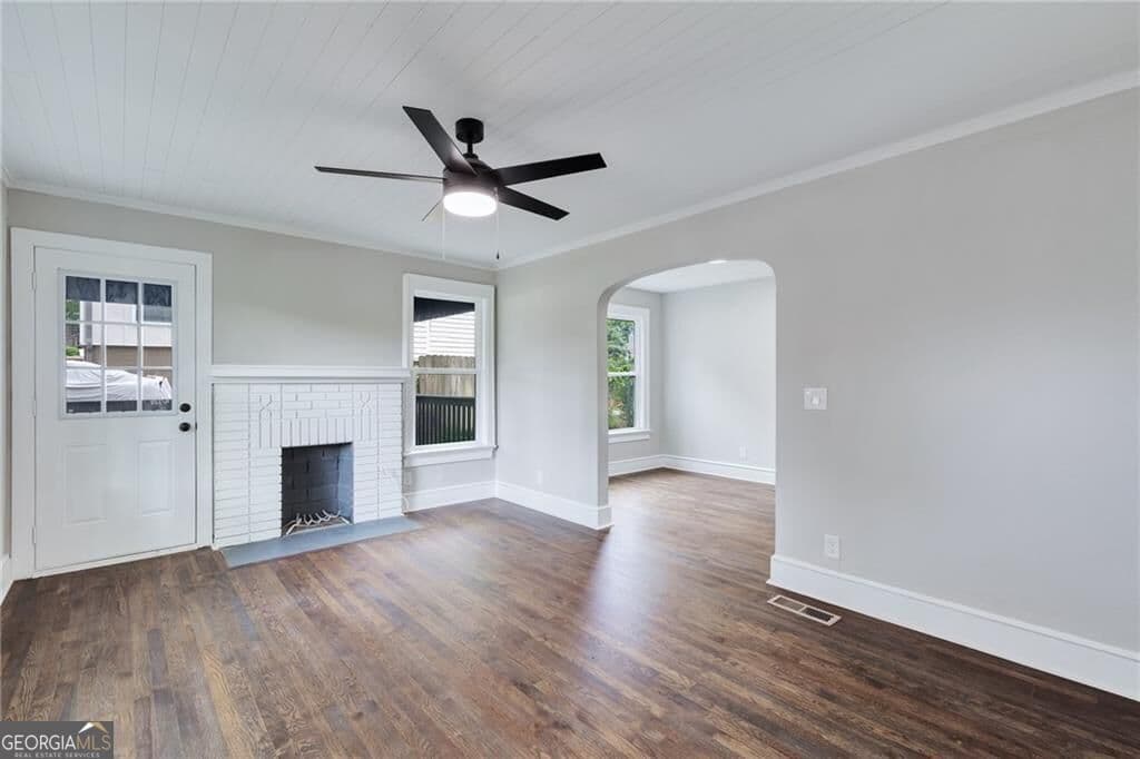 3 bedroom, 2 bathroom, 1,280 sq ft single family residence for sale at 1238 Trenton Street, Atlanta, GA 30316 — photo 6