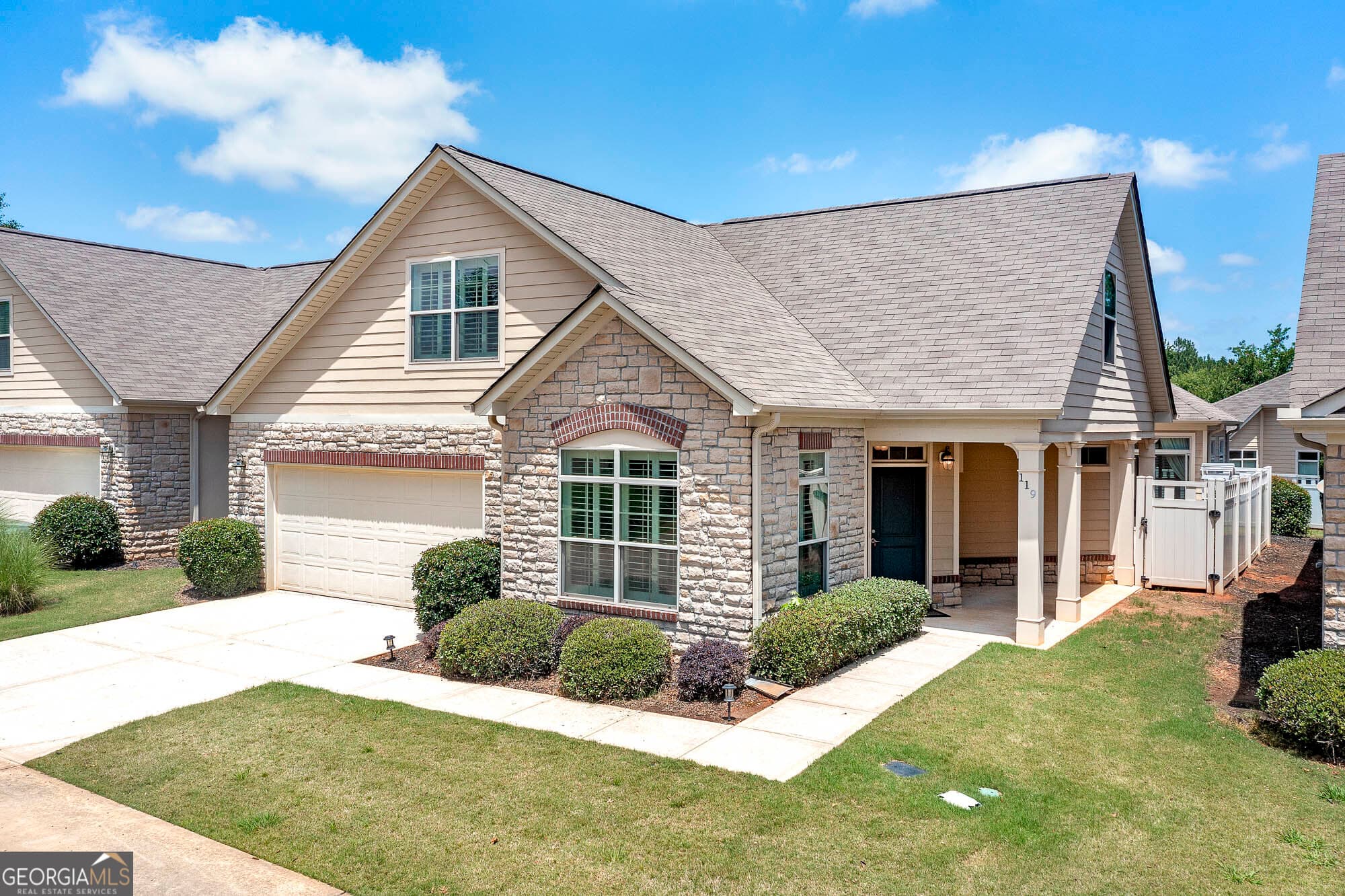 3 bedroom, 3 bathroom, 2,979 sq ft single family residence sold at 119 Saxton Lane, Mcdonough, GA 30253