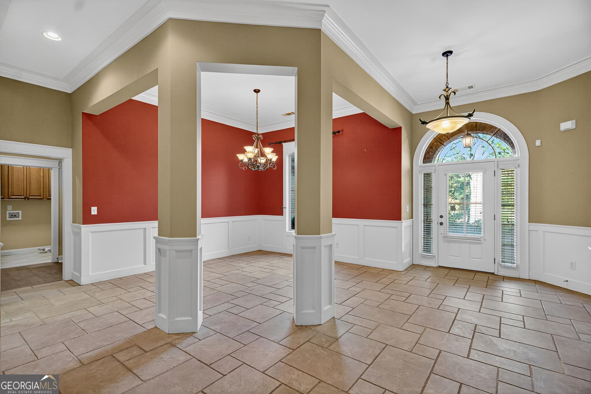4 bedroom, 3.5 bathroom, 3,134 sq ft single family residence under contract at 101 Riverbluff Drive, Lagrange, GA 30240 — photo 7