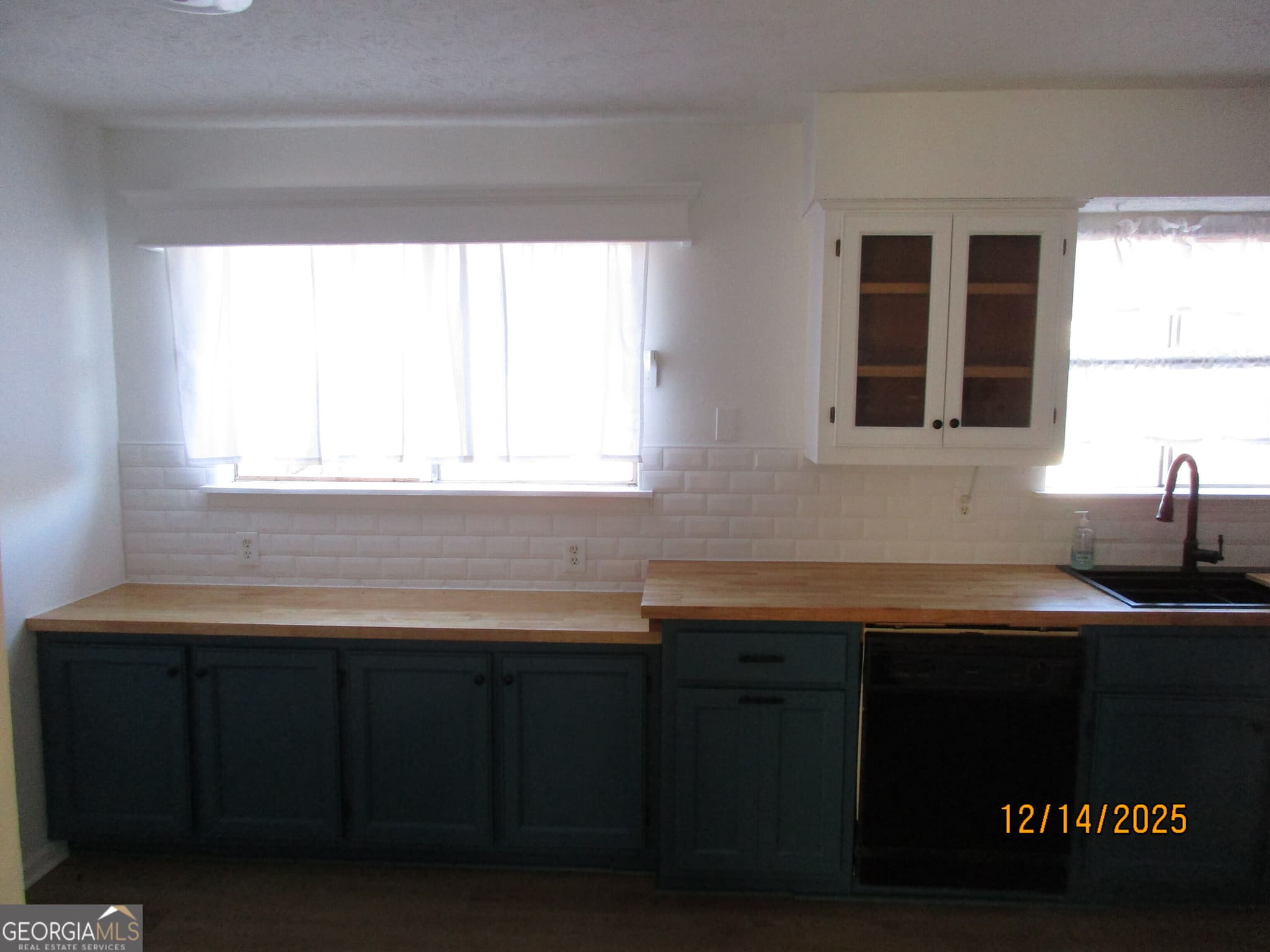 4 bedroom, 2 bathroom, 1,225 sq ft single family residence for rent at 2822 Chelsey Trail, Jonesboro, GA 30236 for $1,725 a month — photo 6