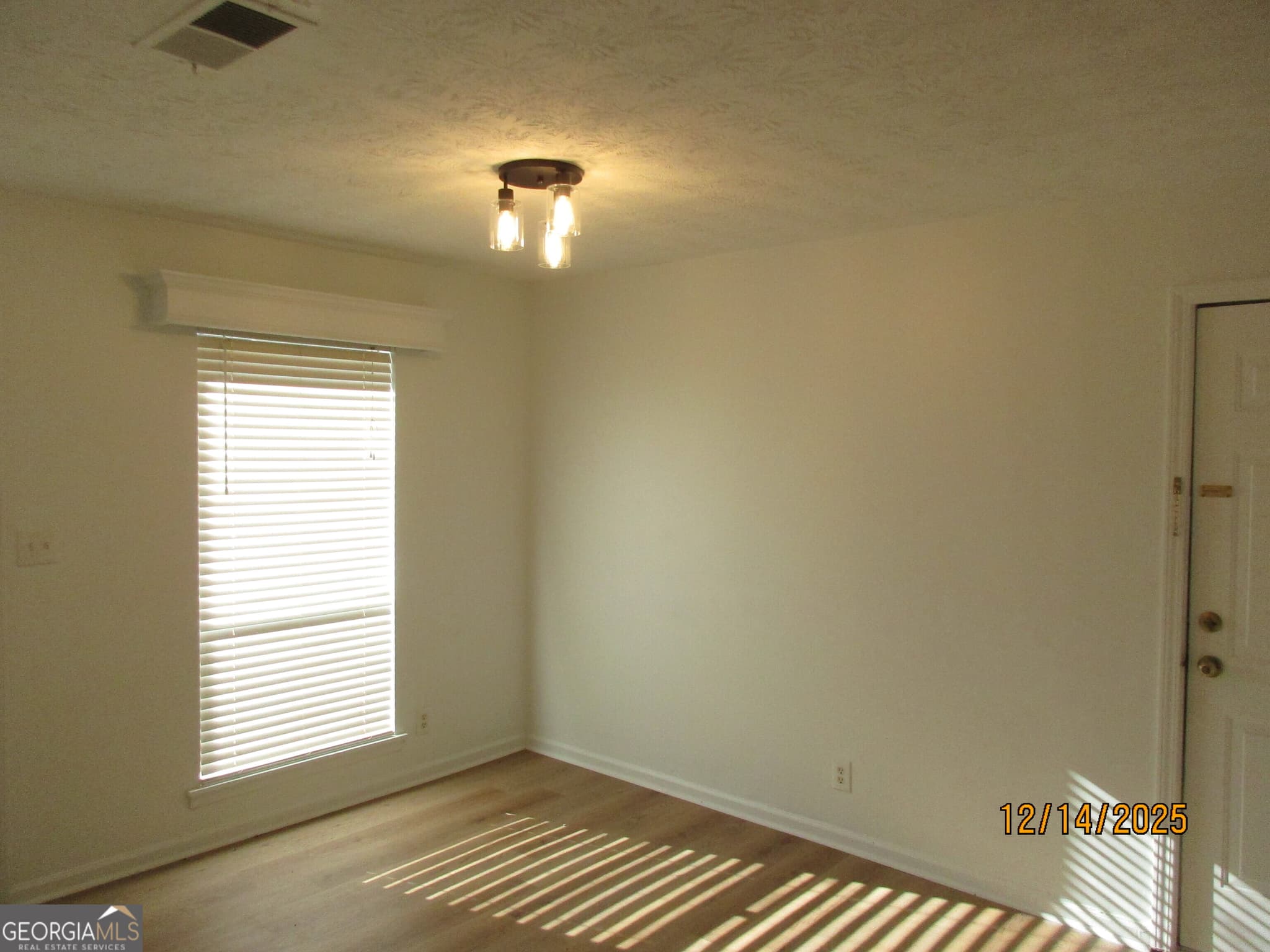4 bedroom, 2 bathroom, 1,225 sq ft single family residence for rent at 2822 Chelsey Trail, Jonesboro, GA 30236 for $1,725 a month — photo 10