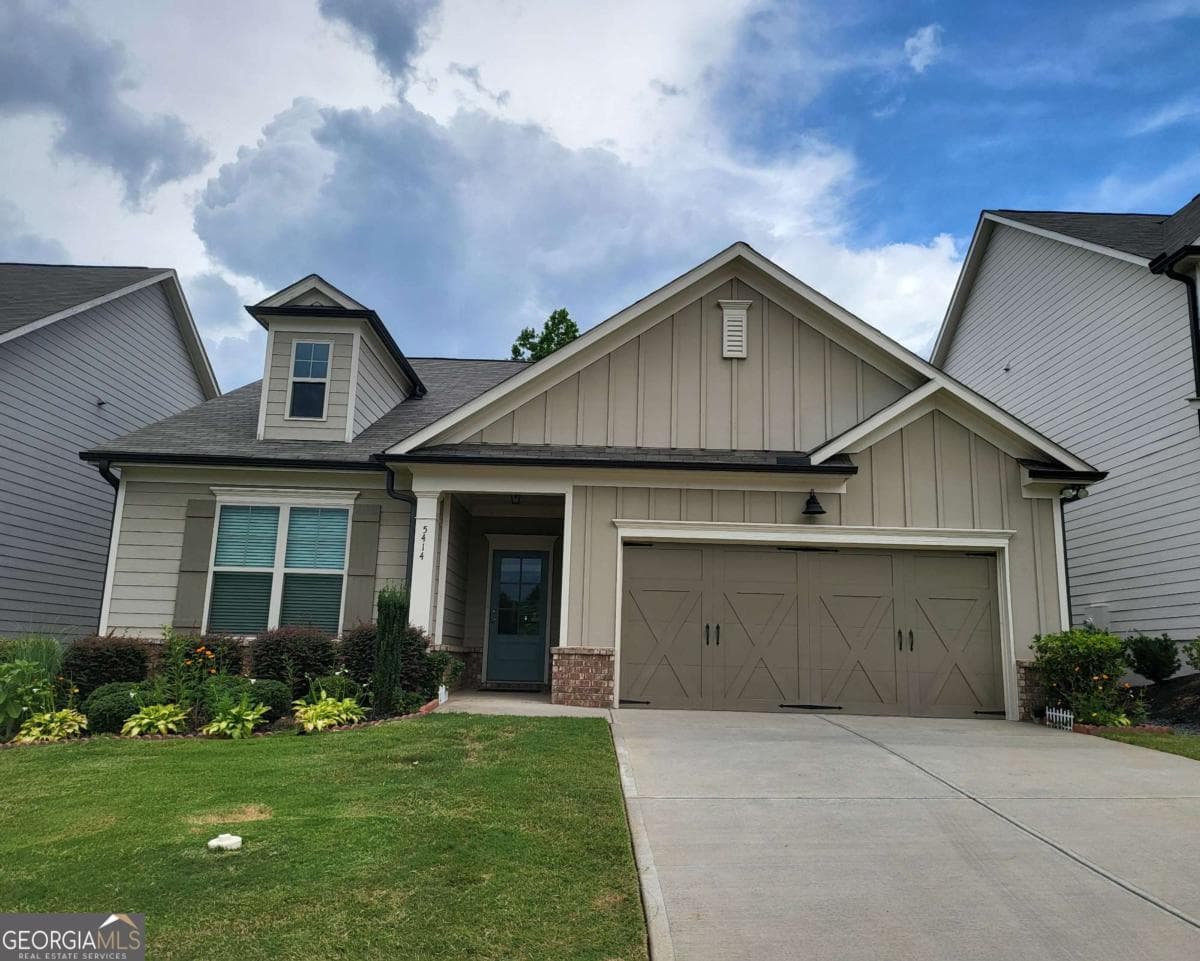 3 bedroom, 2 bathroom single family residence for rent at 5414 Town Square Way, Flowery Branch, GA 30542 for $2,400 a month — photo 1 of 1