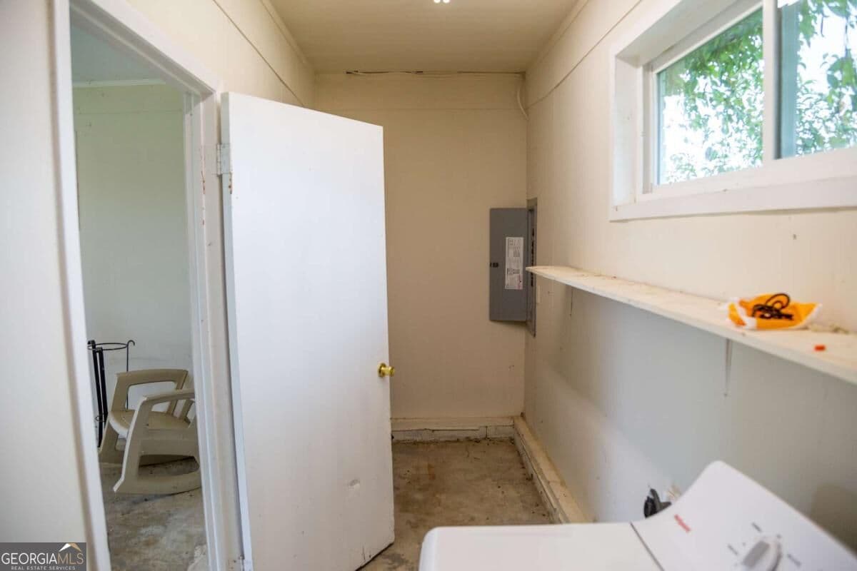 3 bedroom, 1 bathroom single family residence for sale at 2251 Zoar Road, Baxley, GA 31513 — photo 6