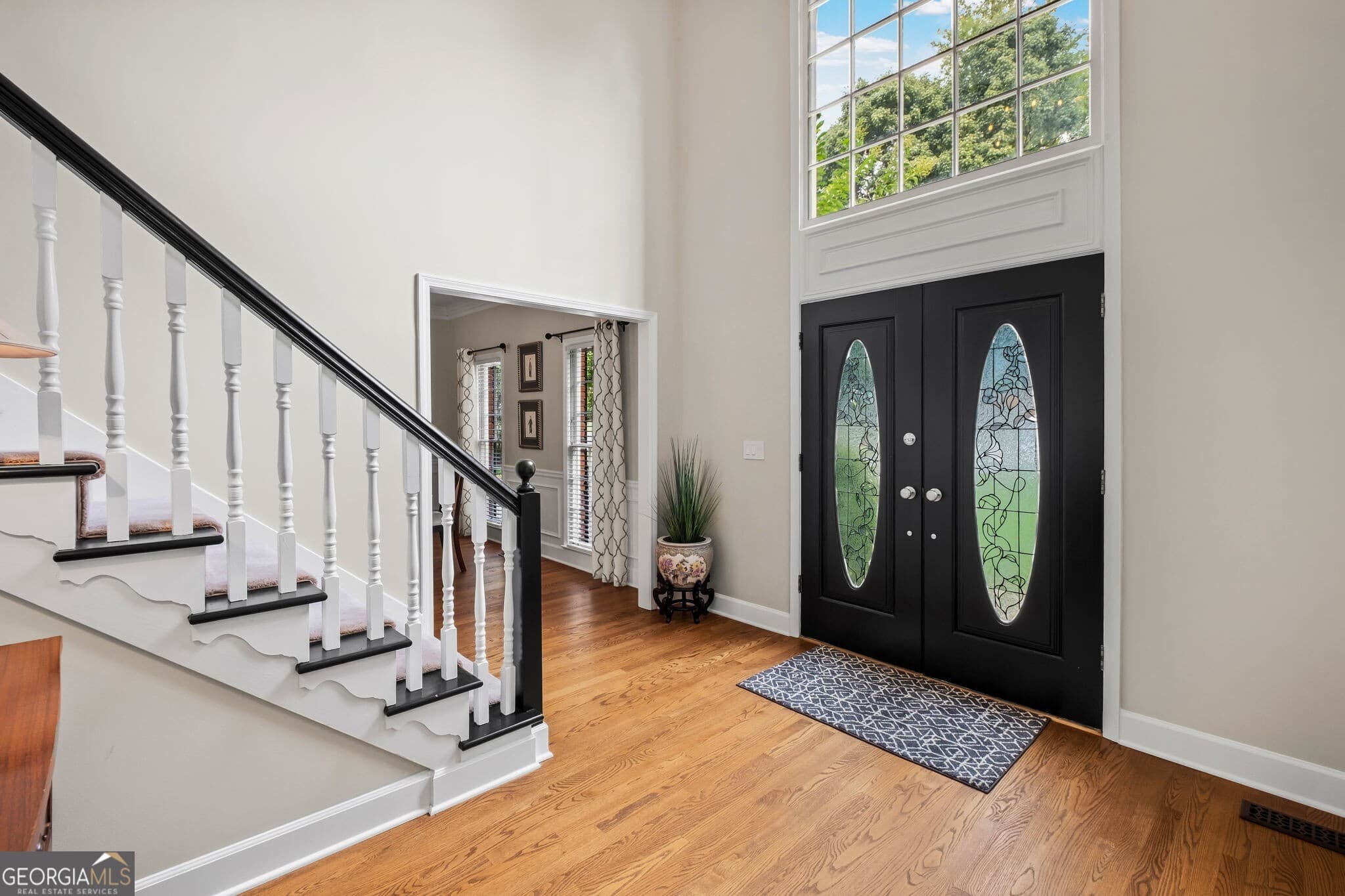6 bedroom, 4 bathroom single family residence for sale at 122 N Lakeside Drive, Kennesaw, GA 30144 — photo 10