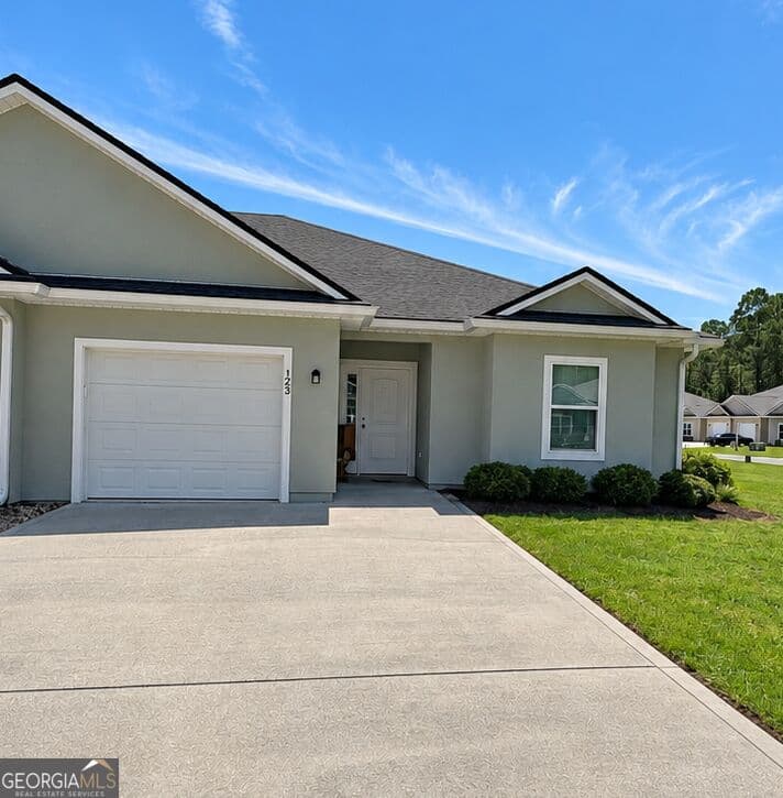 3 bedroom, 2 bathroom, 1,539 sq ft single family residence for rent at 125 Gary Circle, St. Marys, GA 31558 for $1,850 a month — photo 1 of 1