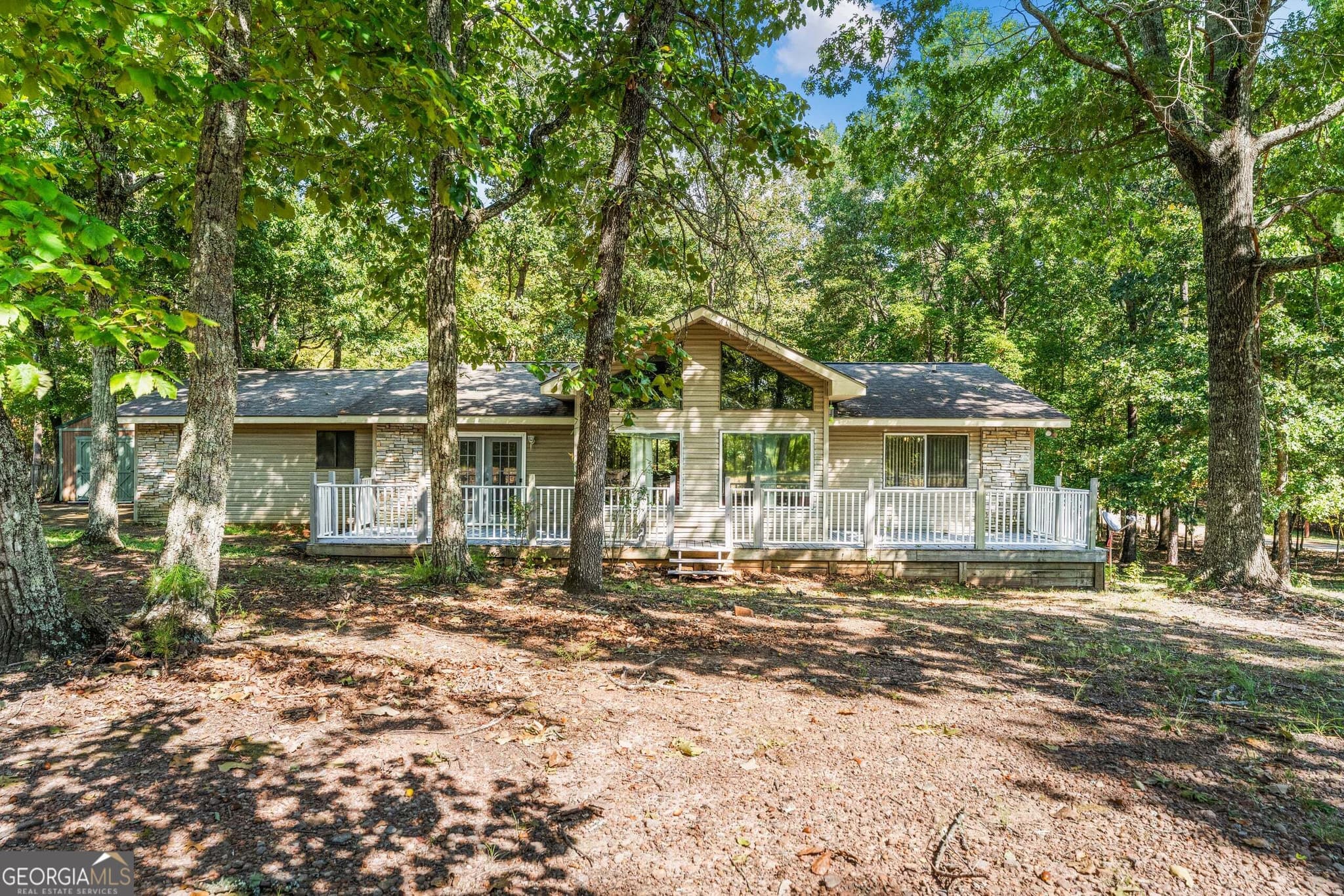 3 bedroom, 2 bathroom, 2,026 sq ft single family residence for sale at 1431 S Mountain Drive, Waverly Hall, GA 31831 — photo 2
