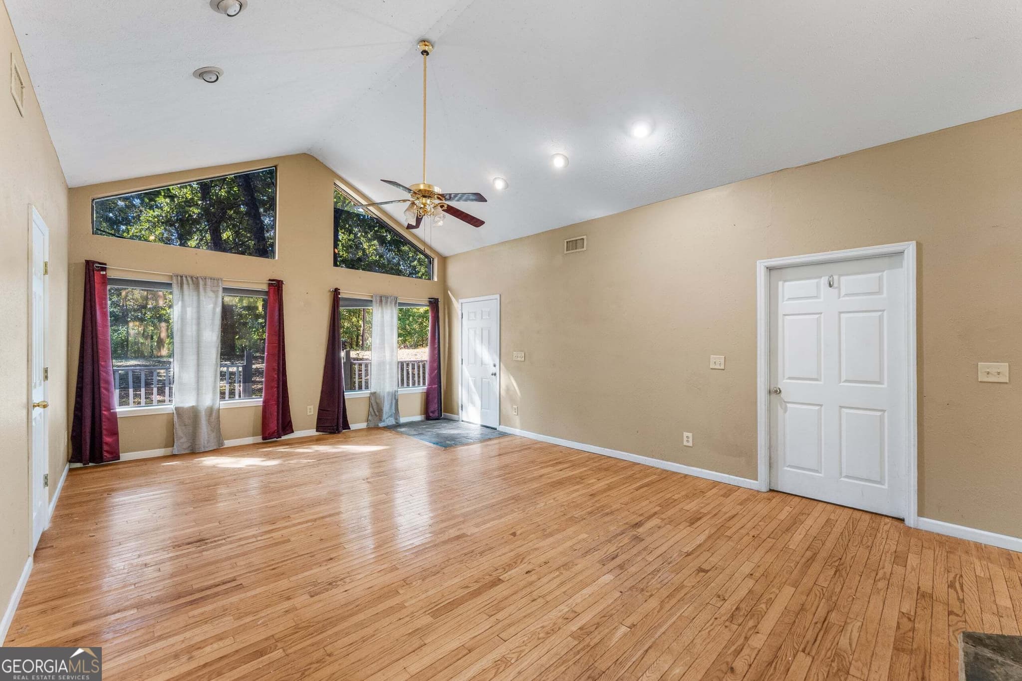 3 bedroom, 2 bathroom, 2,026 sq ft single family residence for sale at 1431 S Mountain Drive, Waverly Hall, GA 31831 — photo 3