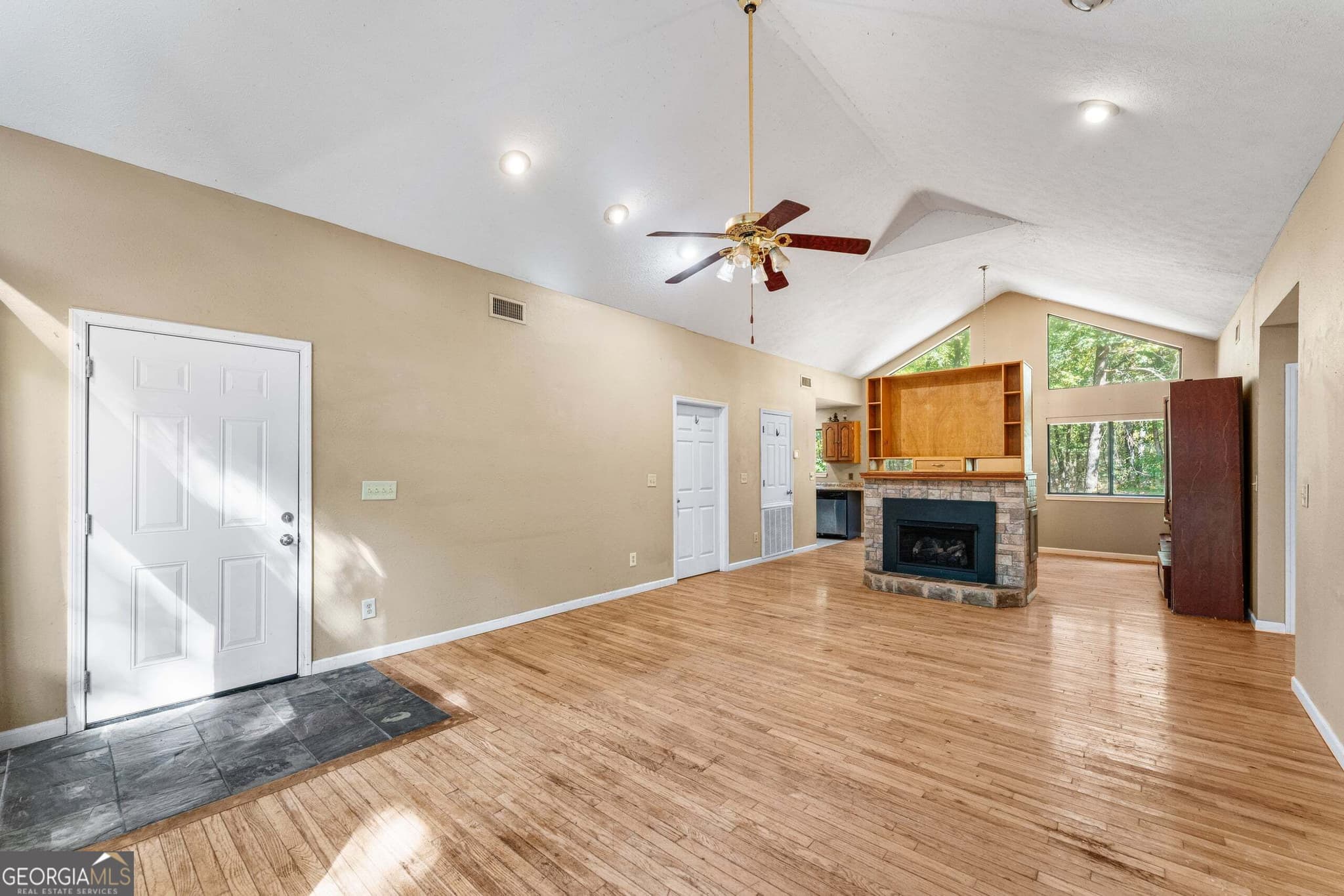 3 bedroom, 2 bathroom, 2,026 sq ft single family residence for sale at 1431 S Mountain Drive, Waverly Hall, GA 31831 — photo 5